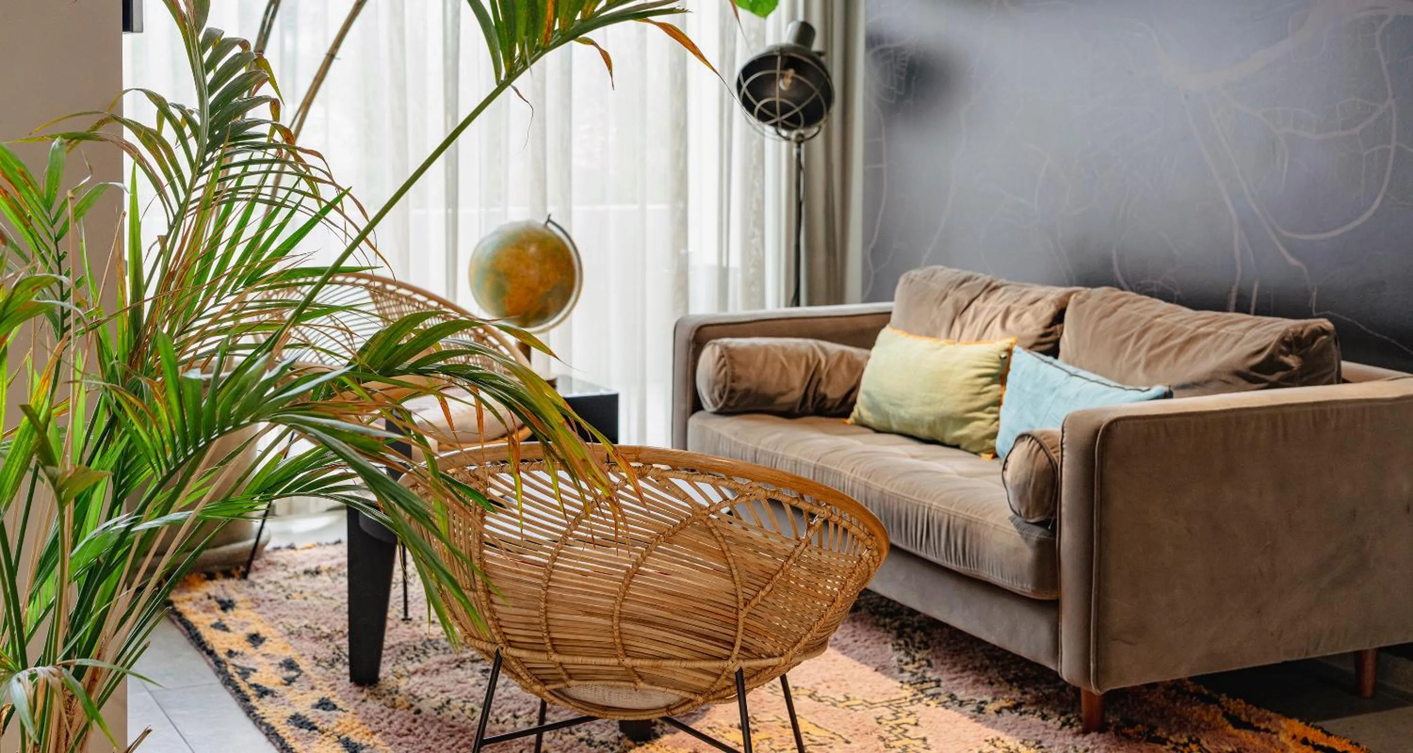 Seating area in PLAZA INN Ulm
