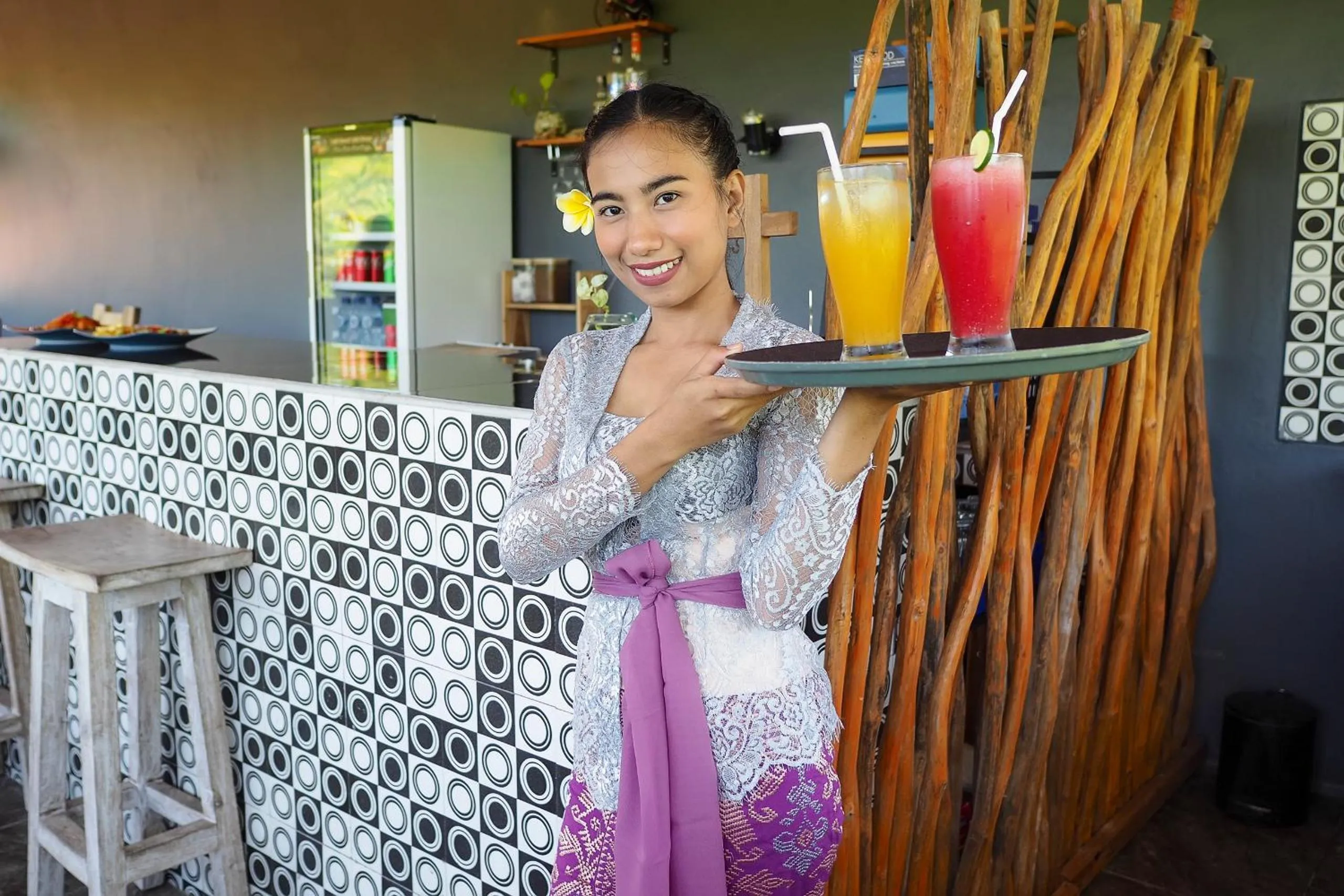 Restaurant/places to eat in THE DARA HILL