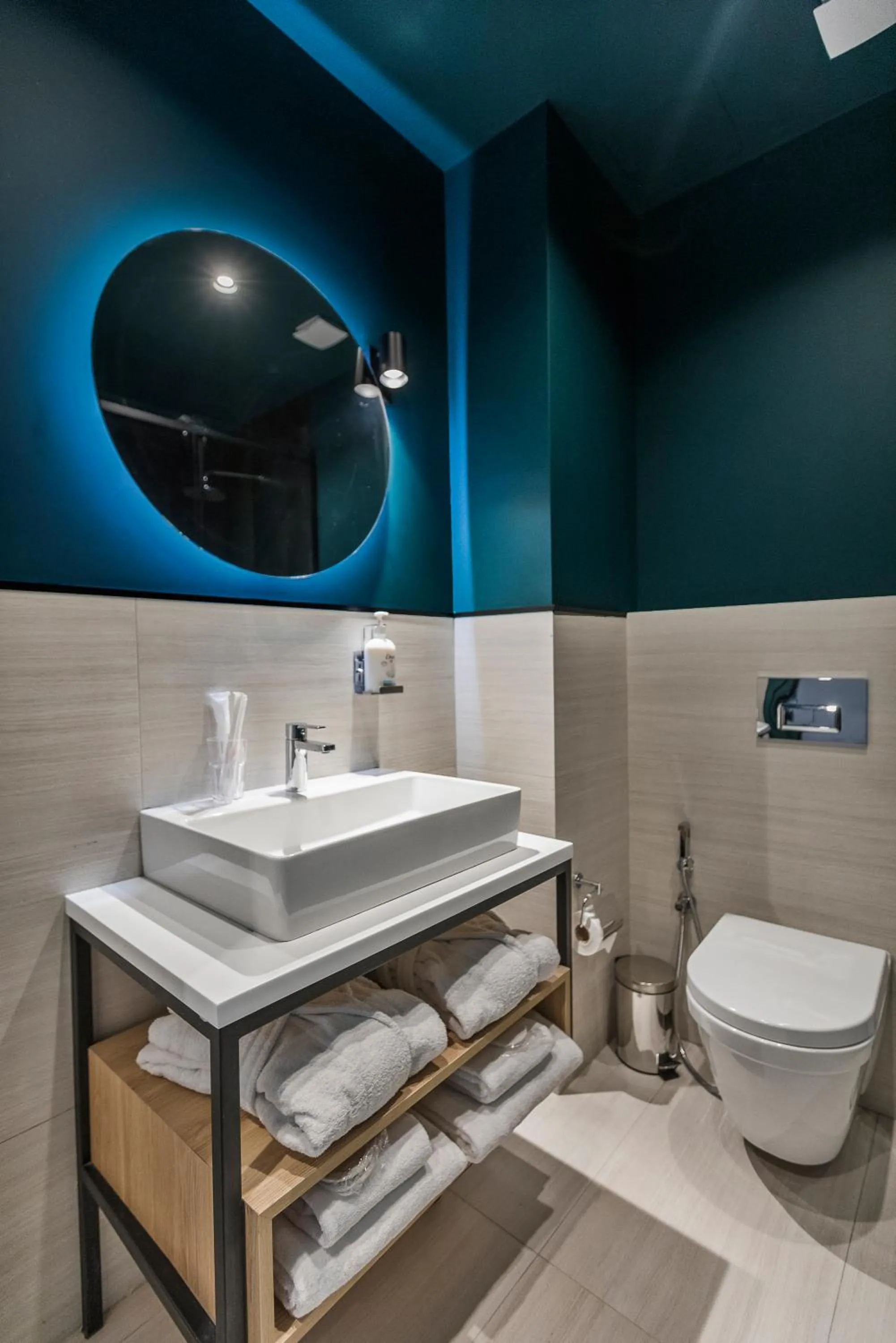 Toilet in Graf Hotel
