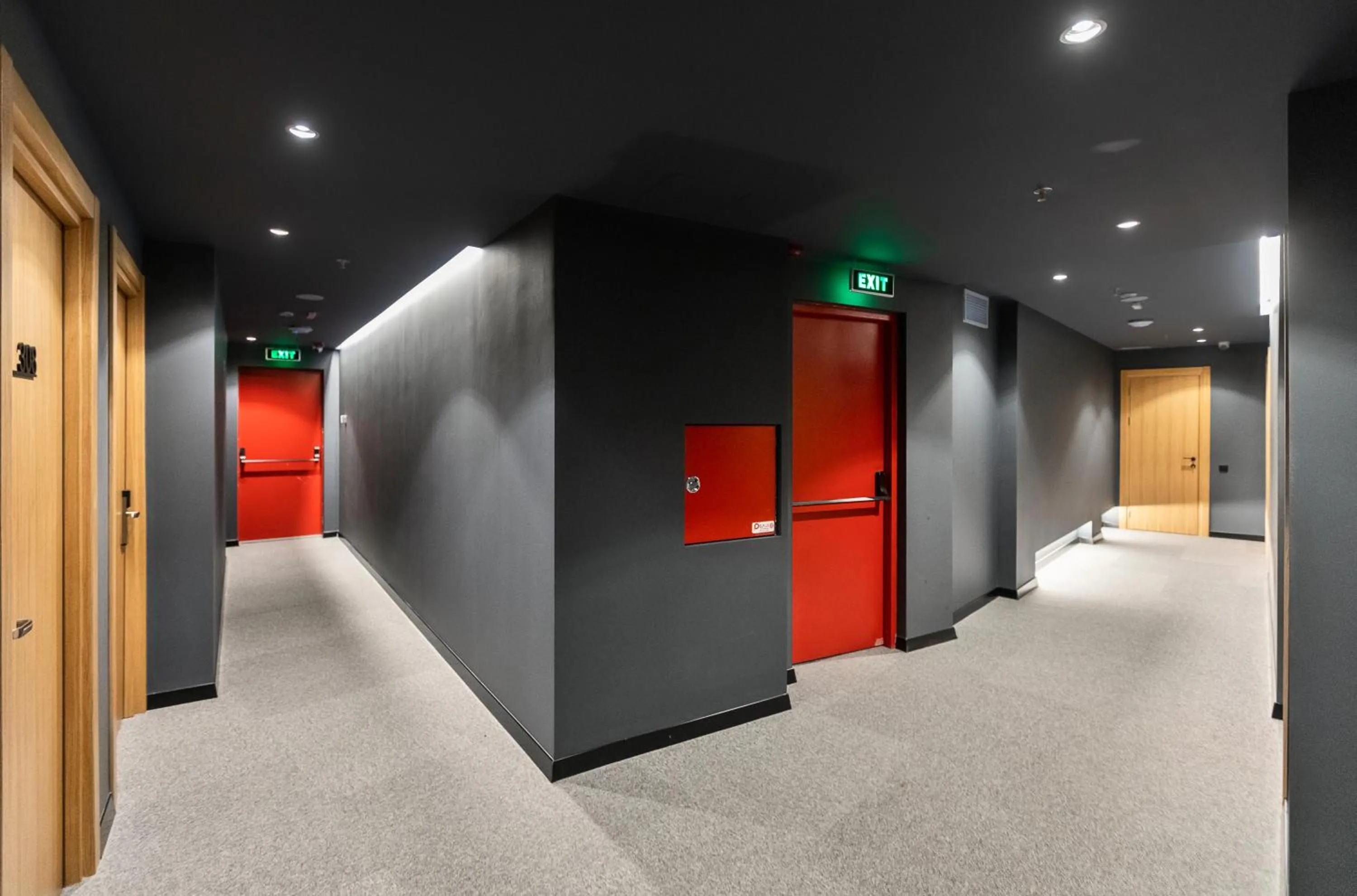 elevator in Graf Hotel