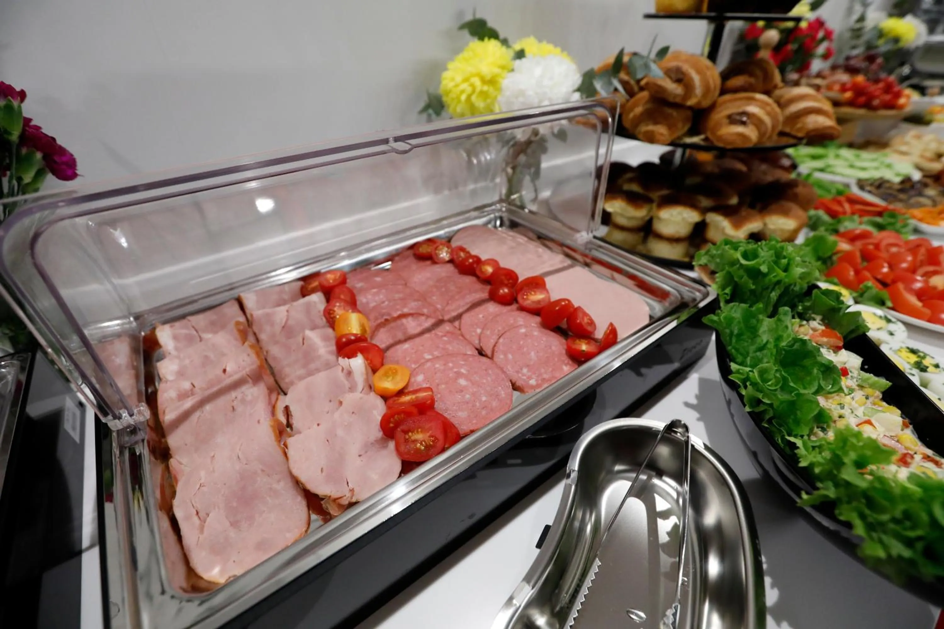 Food and drinks in Graf Hotel