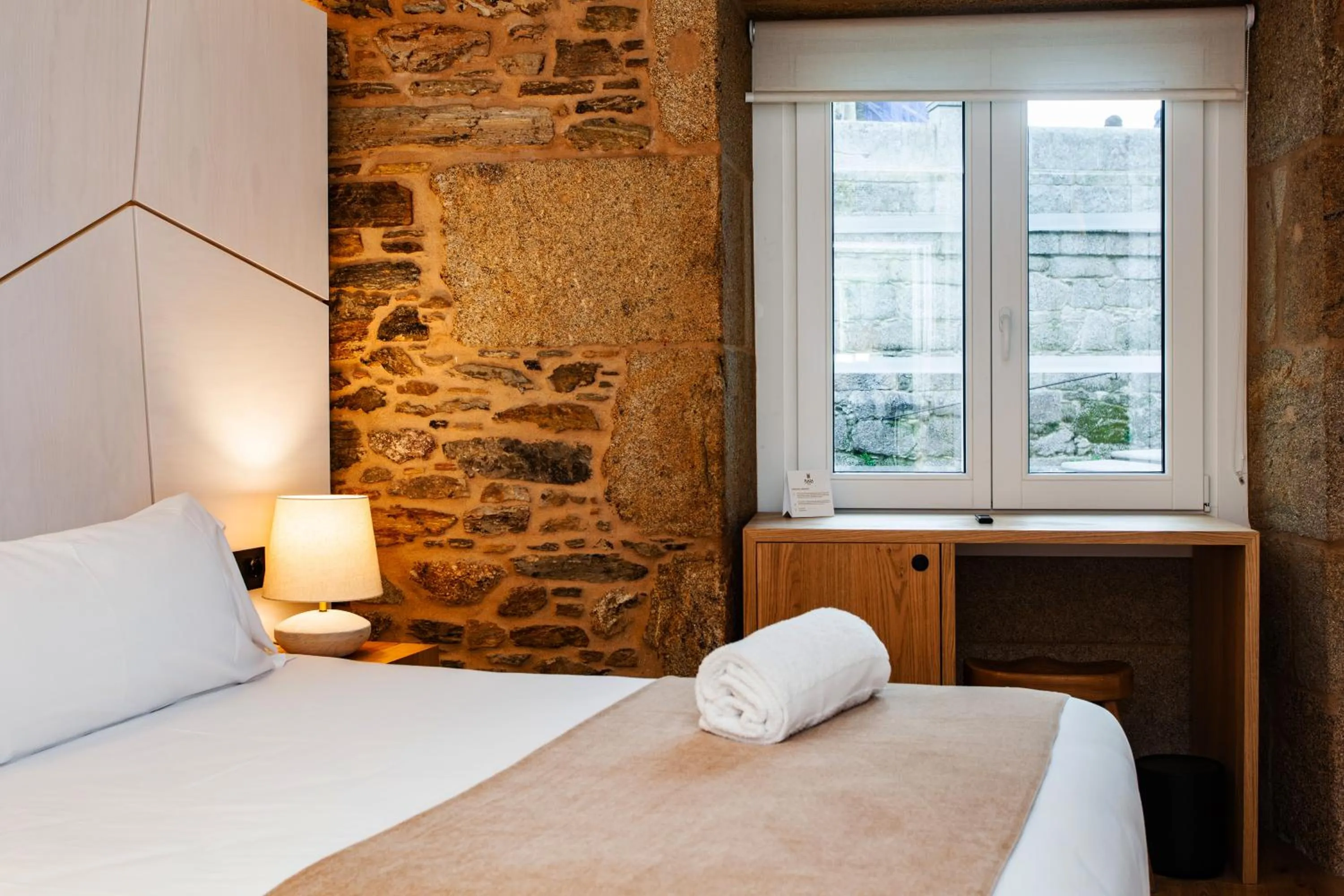 Street view, Bed in Hotel Plaza Obradoiro by Bossh! Hotels