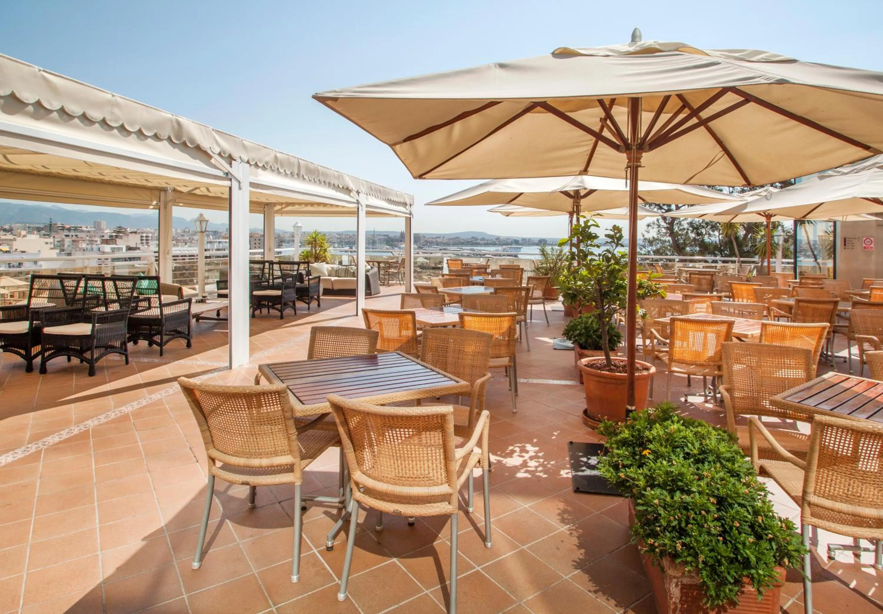 Restaurant/places to eat in Catalonia Majórica