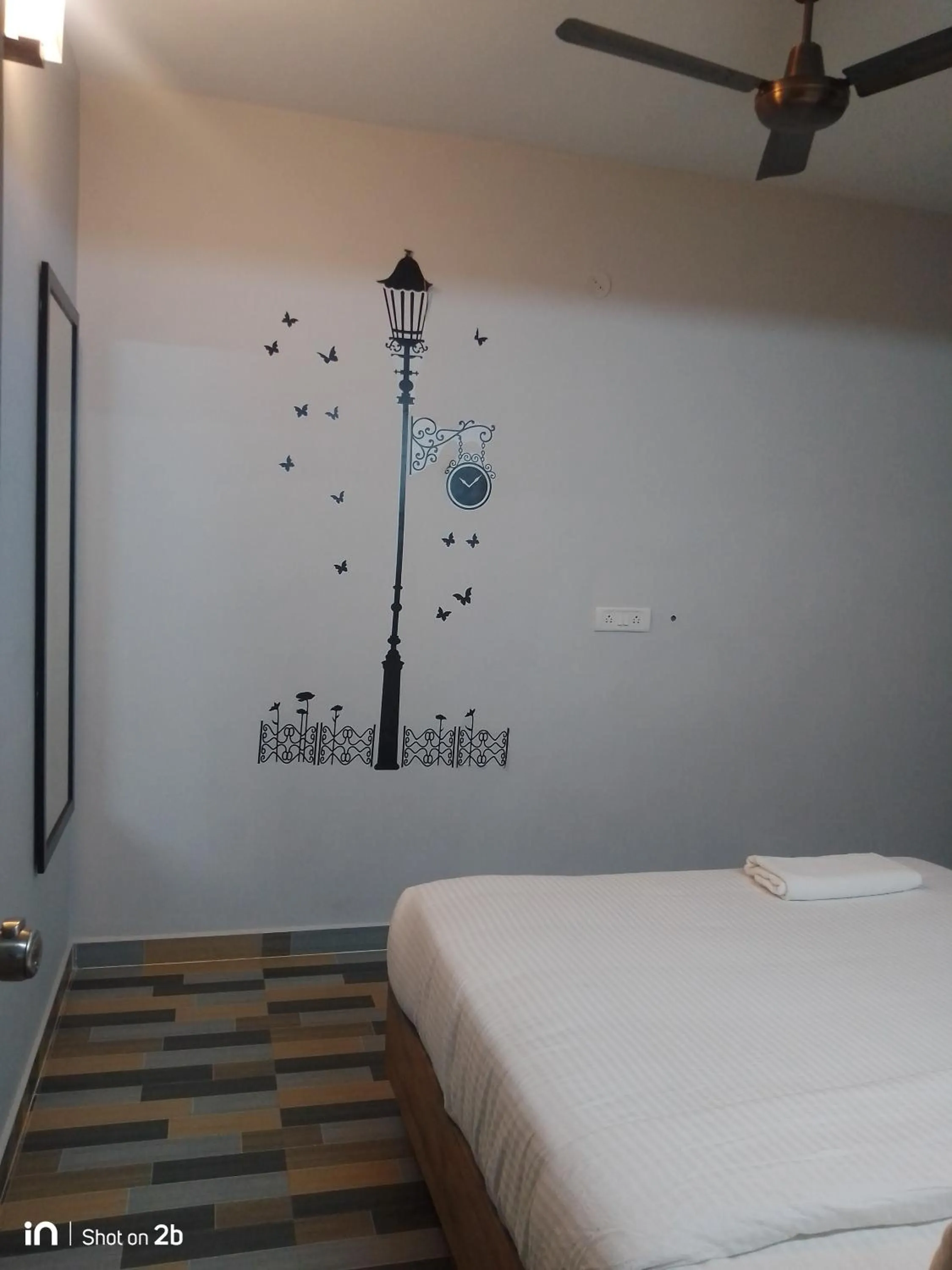 Property building, Bed in Season 4 Residences - 1BHK furnished apartments (near Apollo Proton, Tidal park)