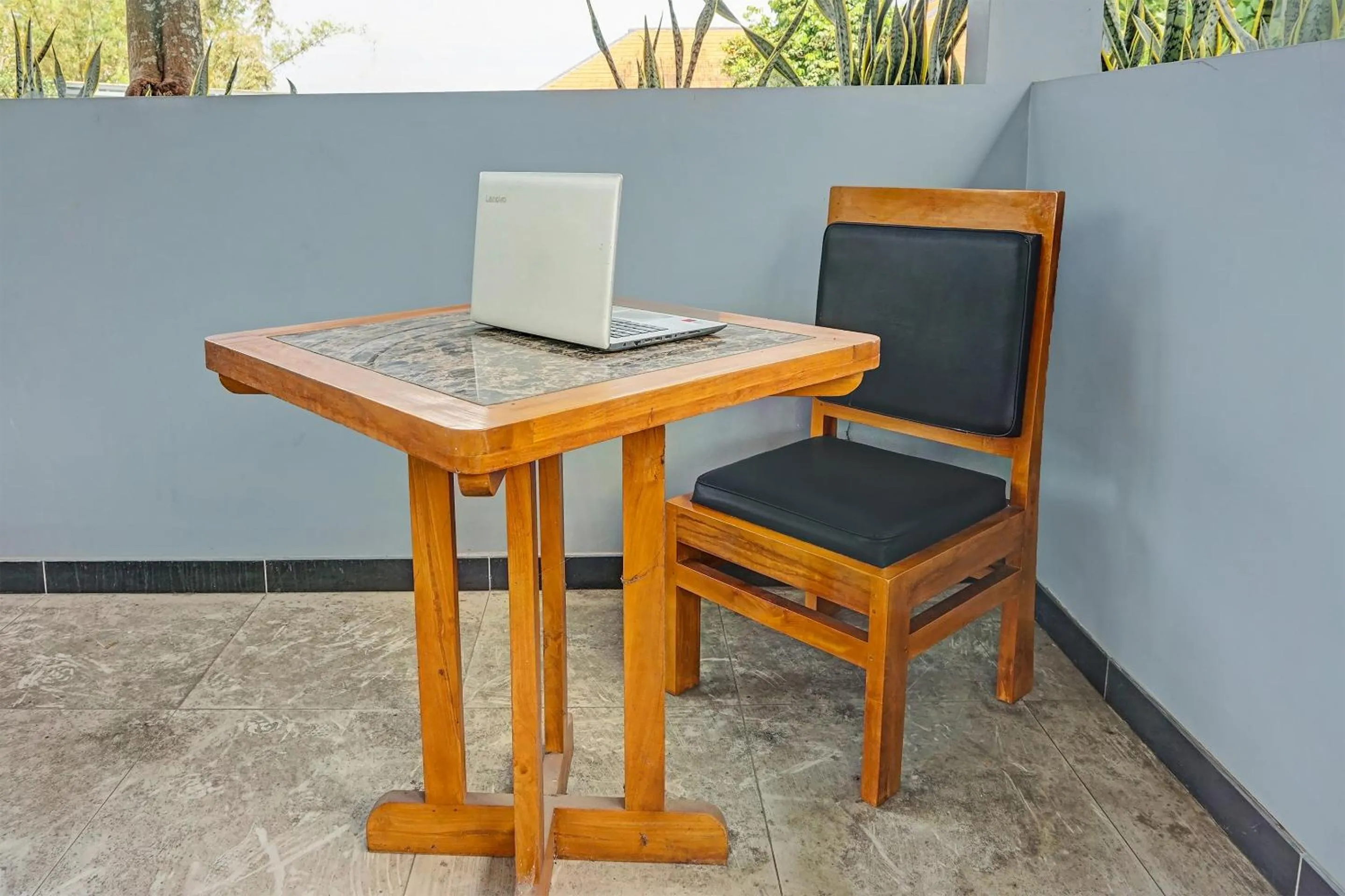 Lobby or reception in Hotel O Juanda Homestay Syariah