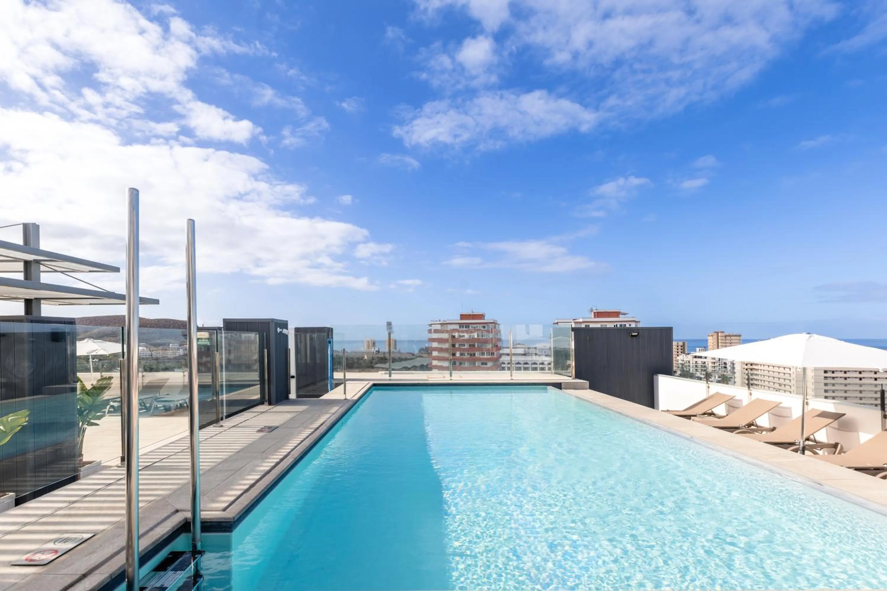 Property building in Catalonia Oro Negro