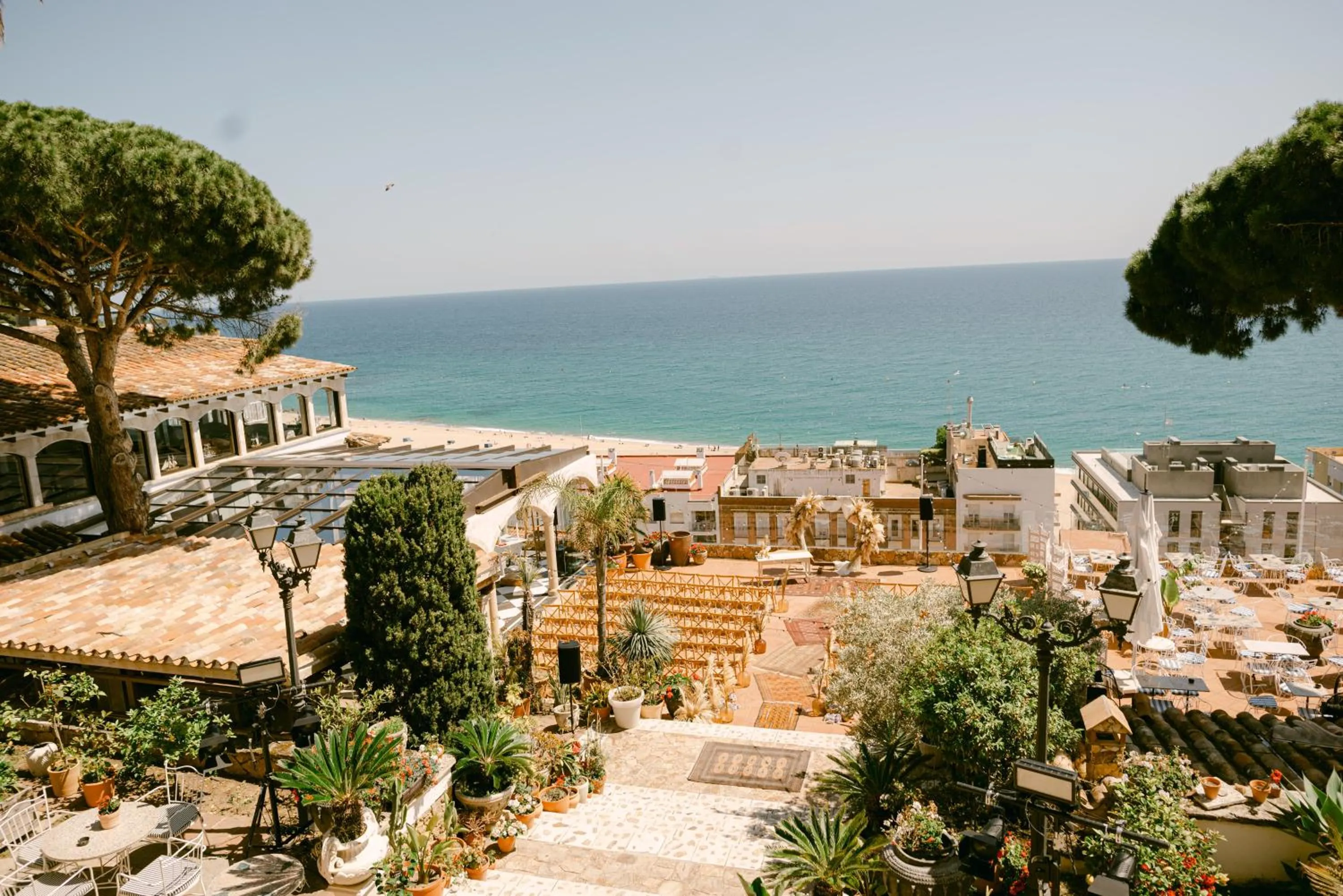 wedding in Hotel Roger de Flor by Seleqtta