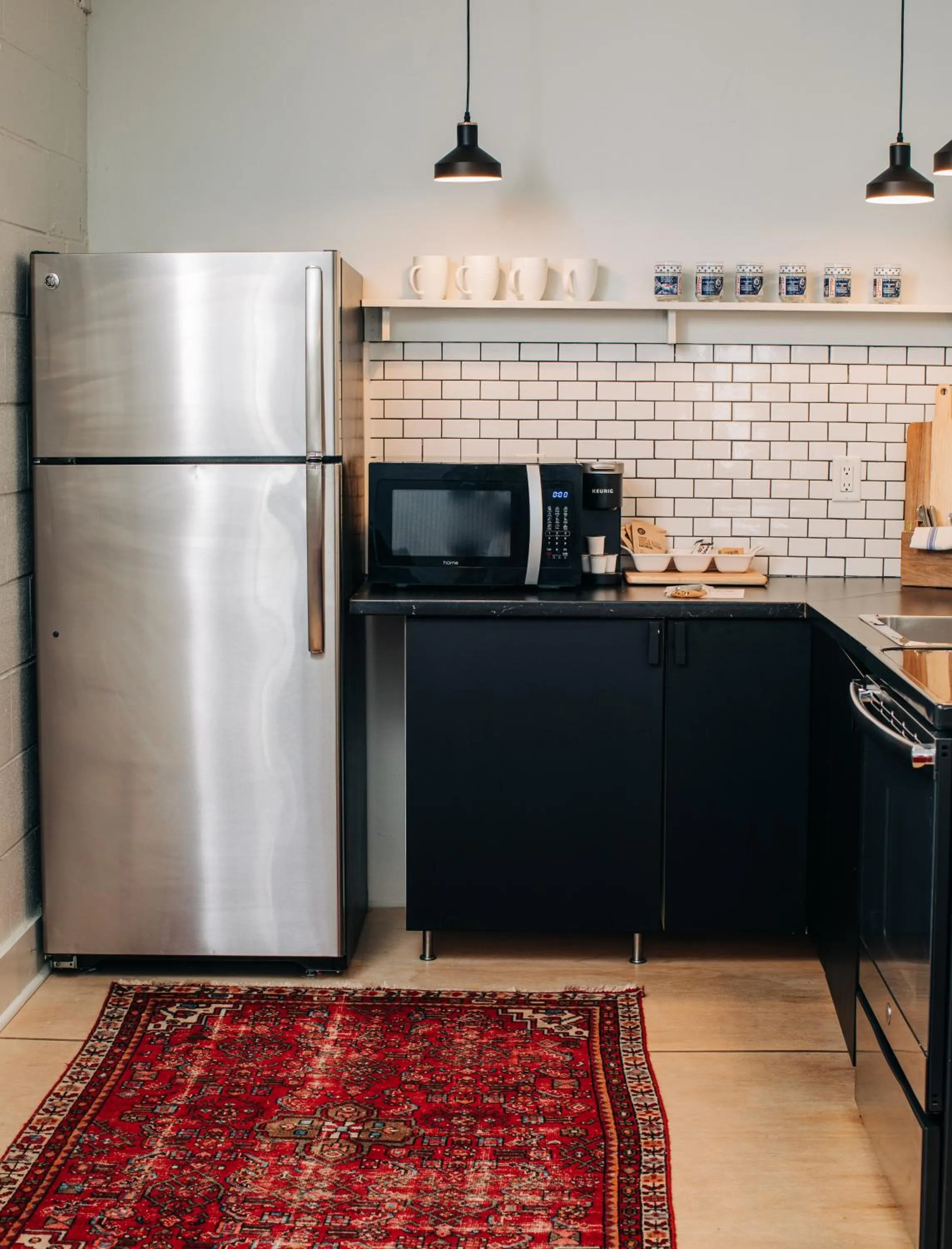 Kitchen or kitchenette in Stellar Suites