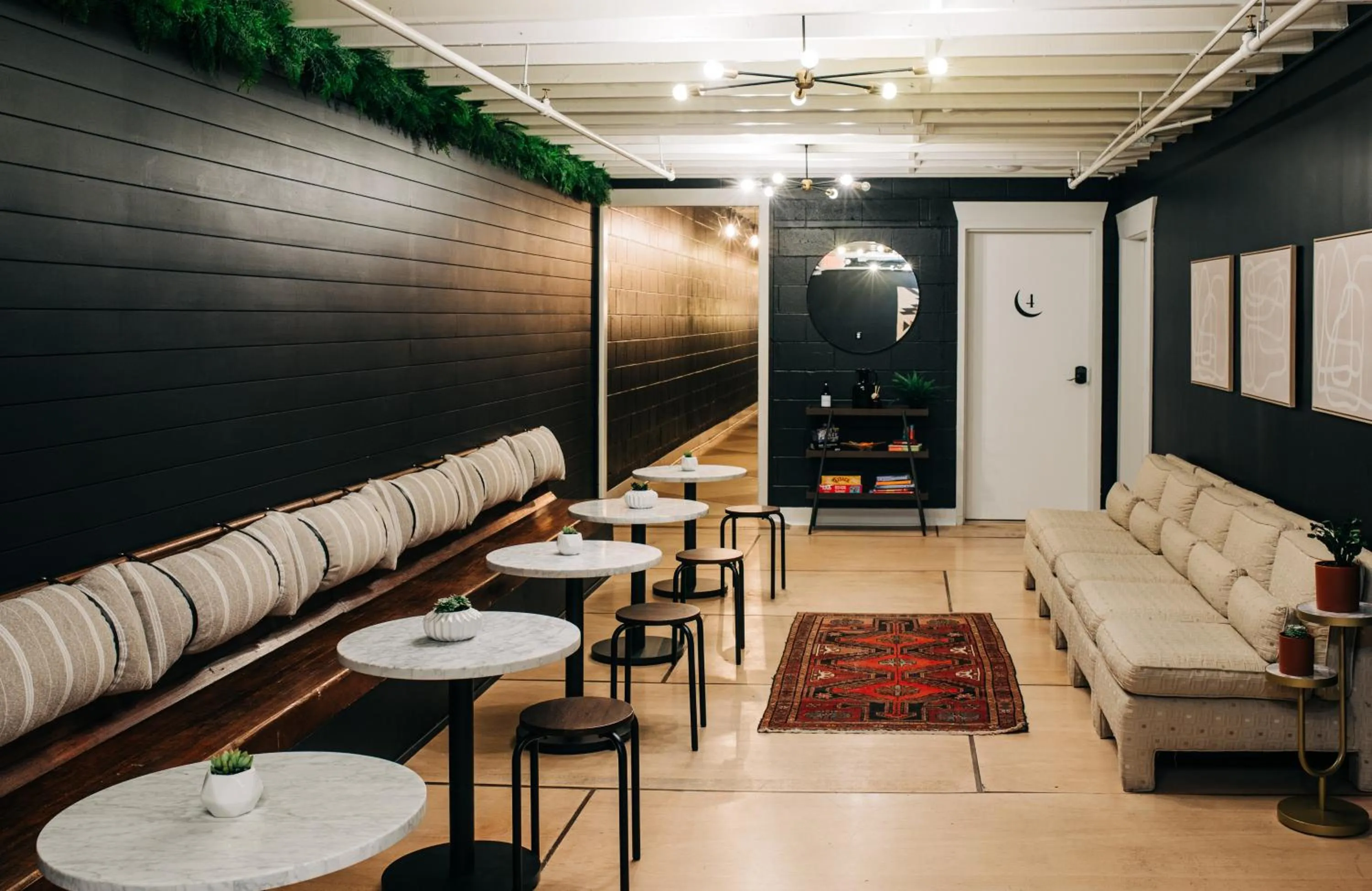 Lounge or bar in Stellar Suites