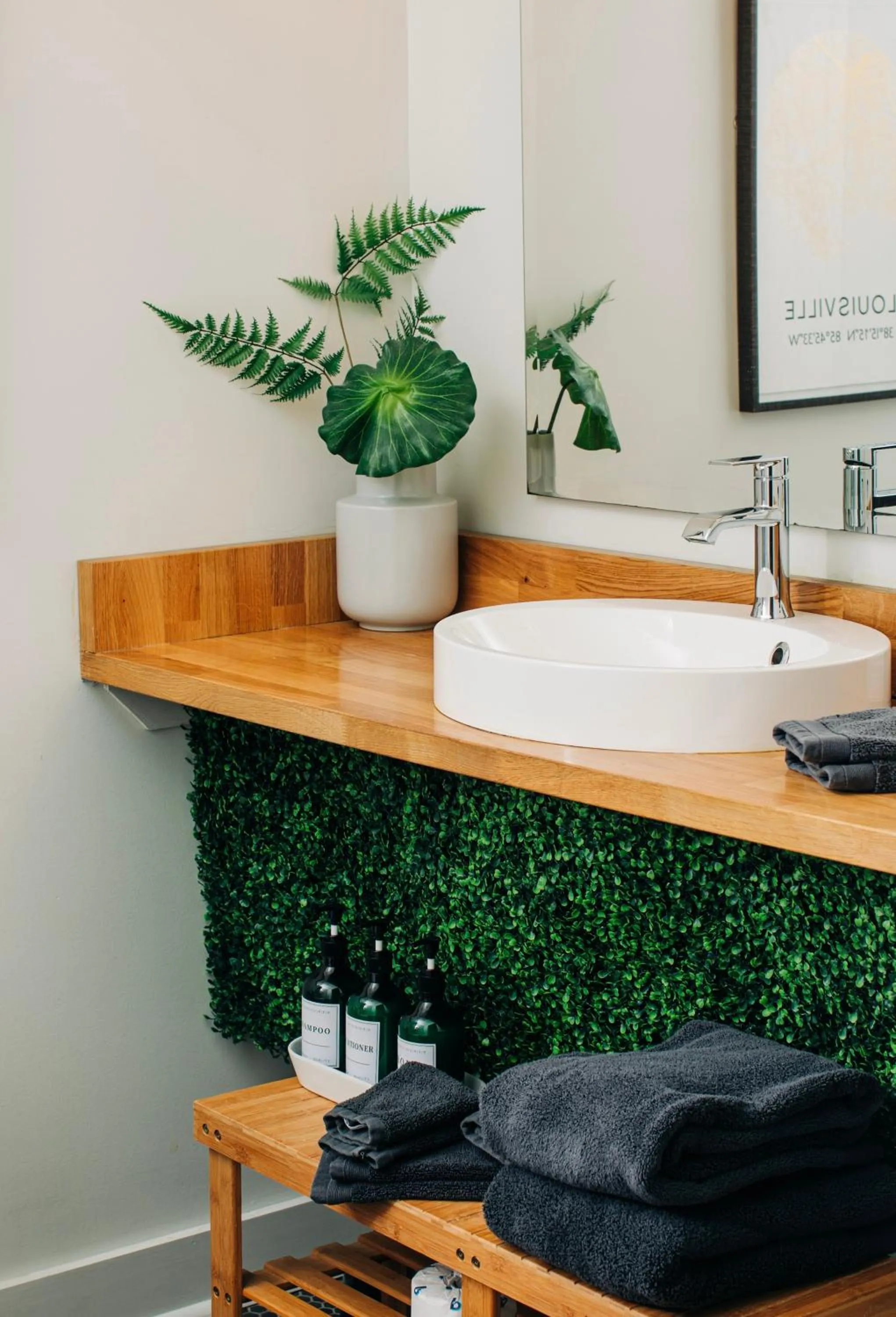 Bathroom in Stellar Suites