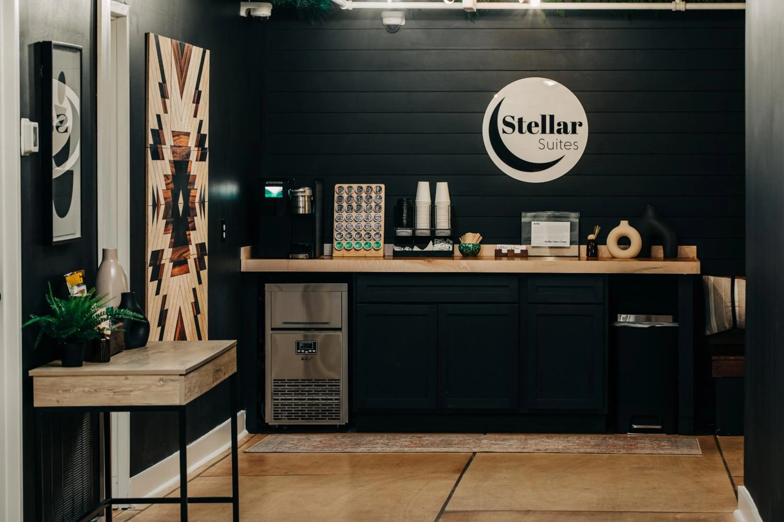 Property logo or sign in Stellar Suites