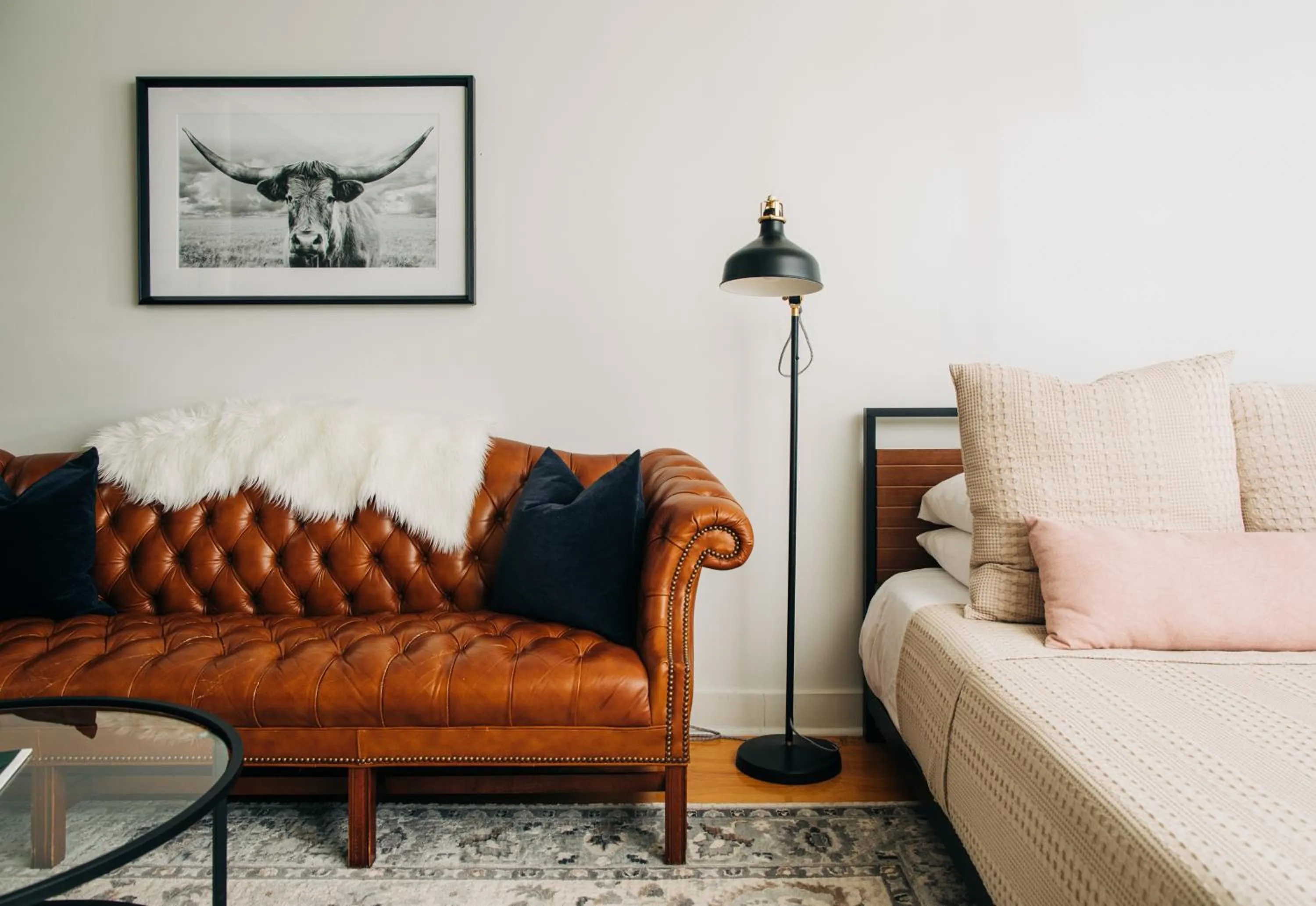 Living room in Stellar Suites