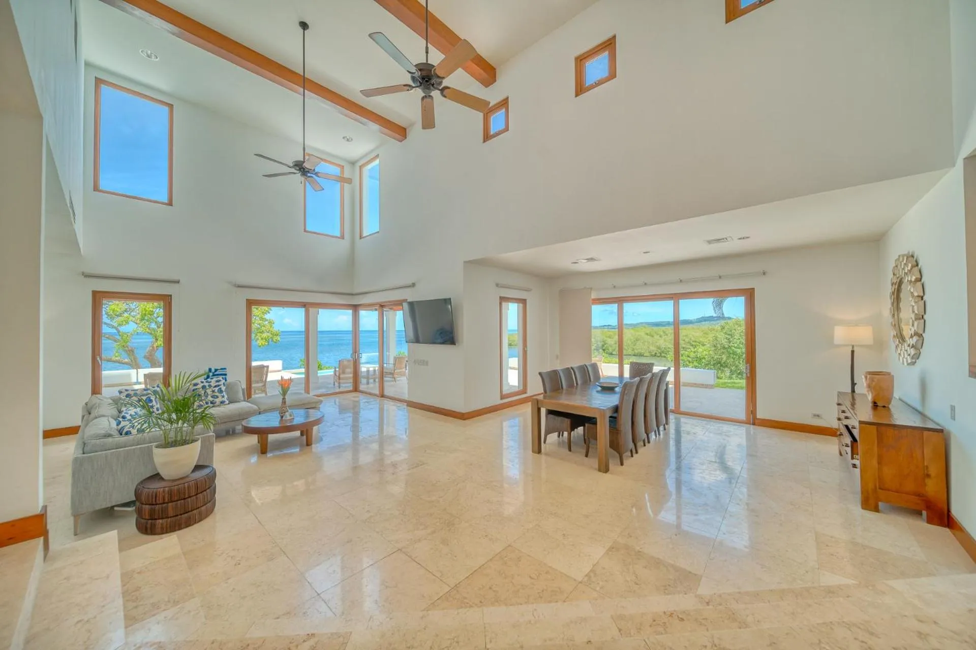 Living room in Las Verandas Hotel & Villas