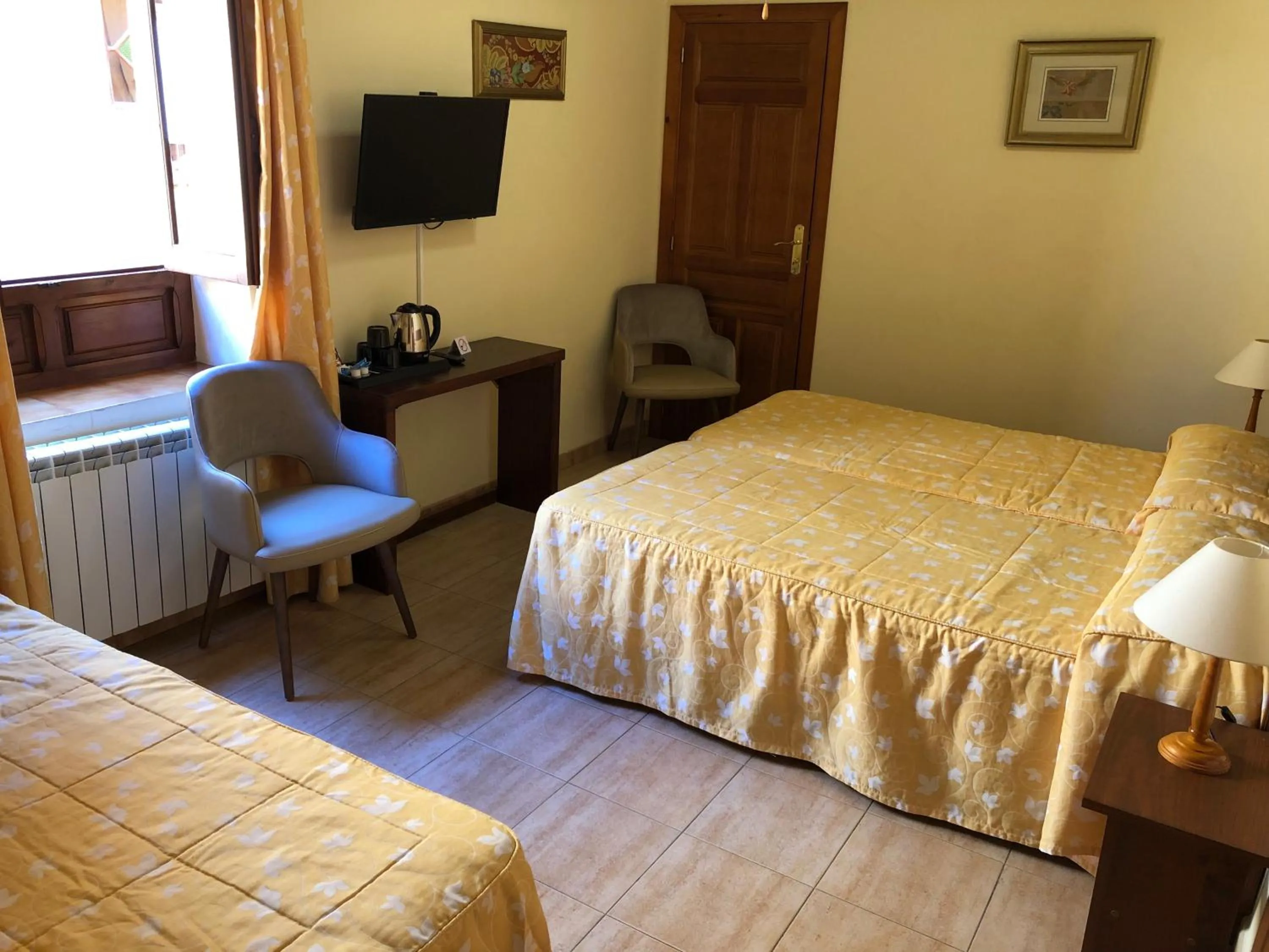 Bed in Hostal Loreto