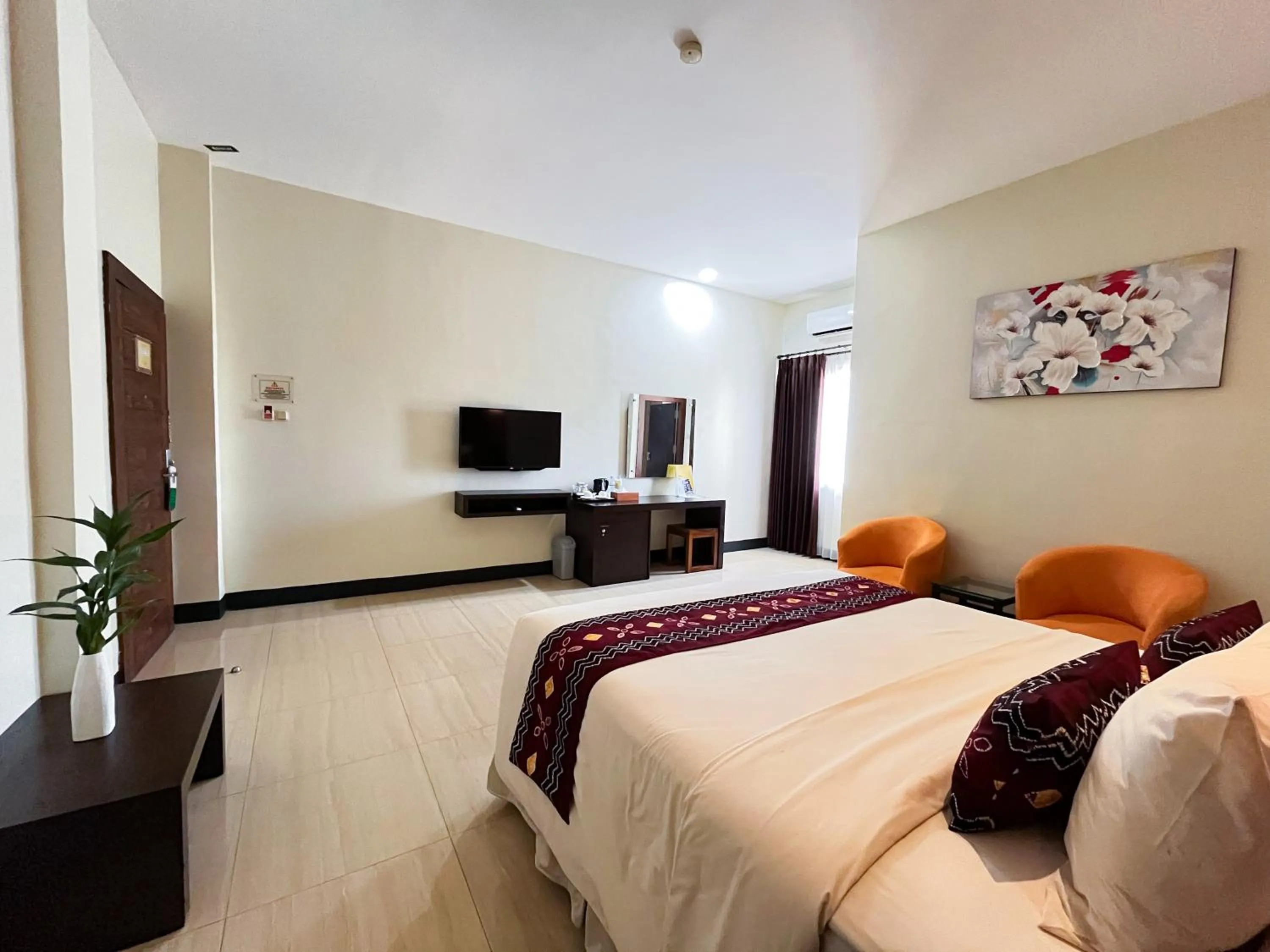 Bedroom, Bed in Hotel Roditha Banjarbaru