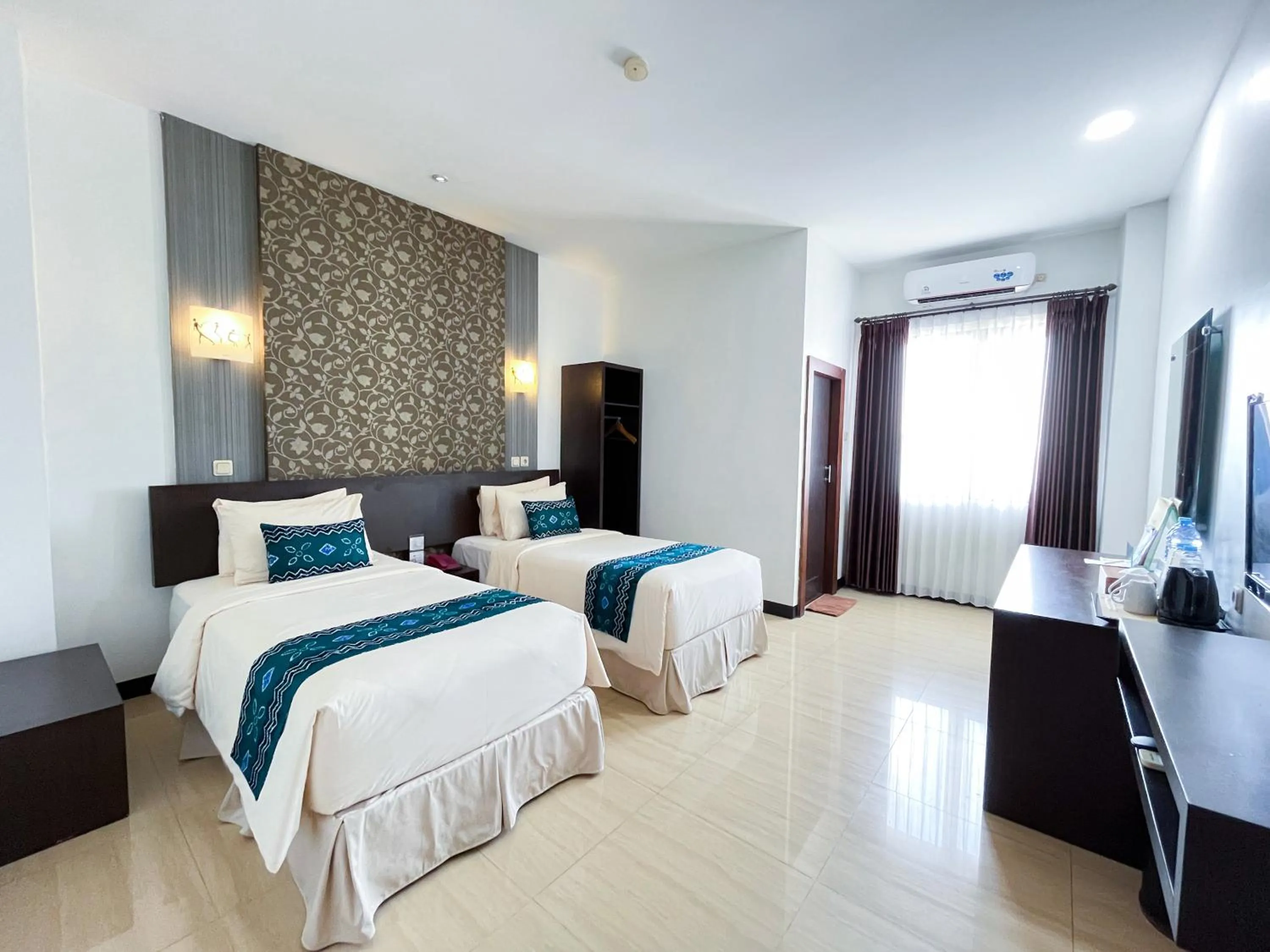 Bedroom, Bed in Hotel Roditha Banjarbaru