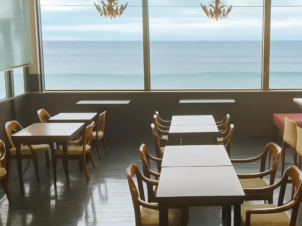 Restaurant/places to eat in Seaside Hotel Kamome