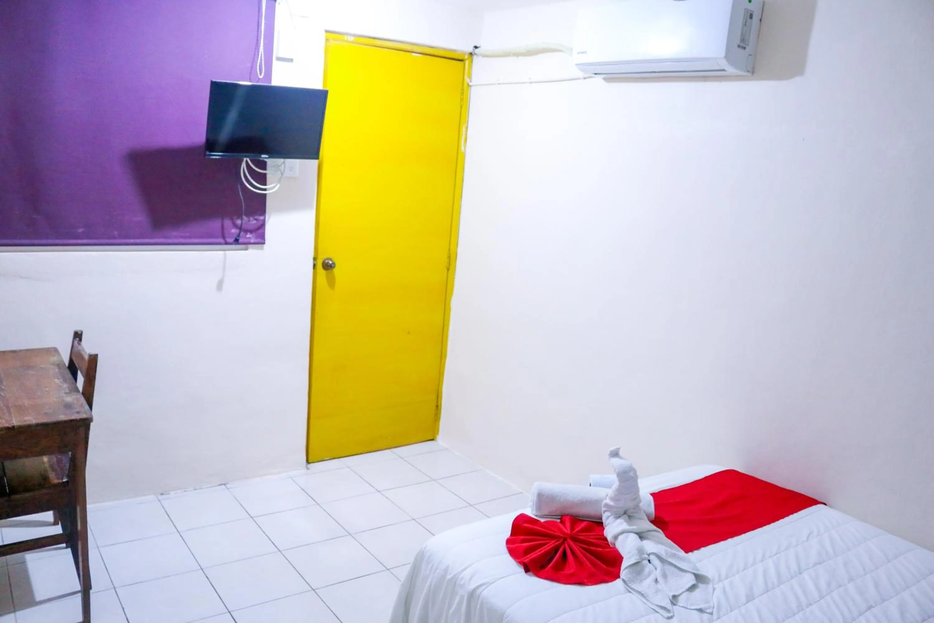 TV and multimedia, Bed in Hotel Rosa del Alba, Barrio Mágico Centro Histórico de Chetumal