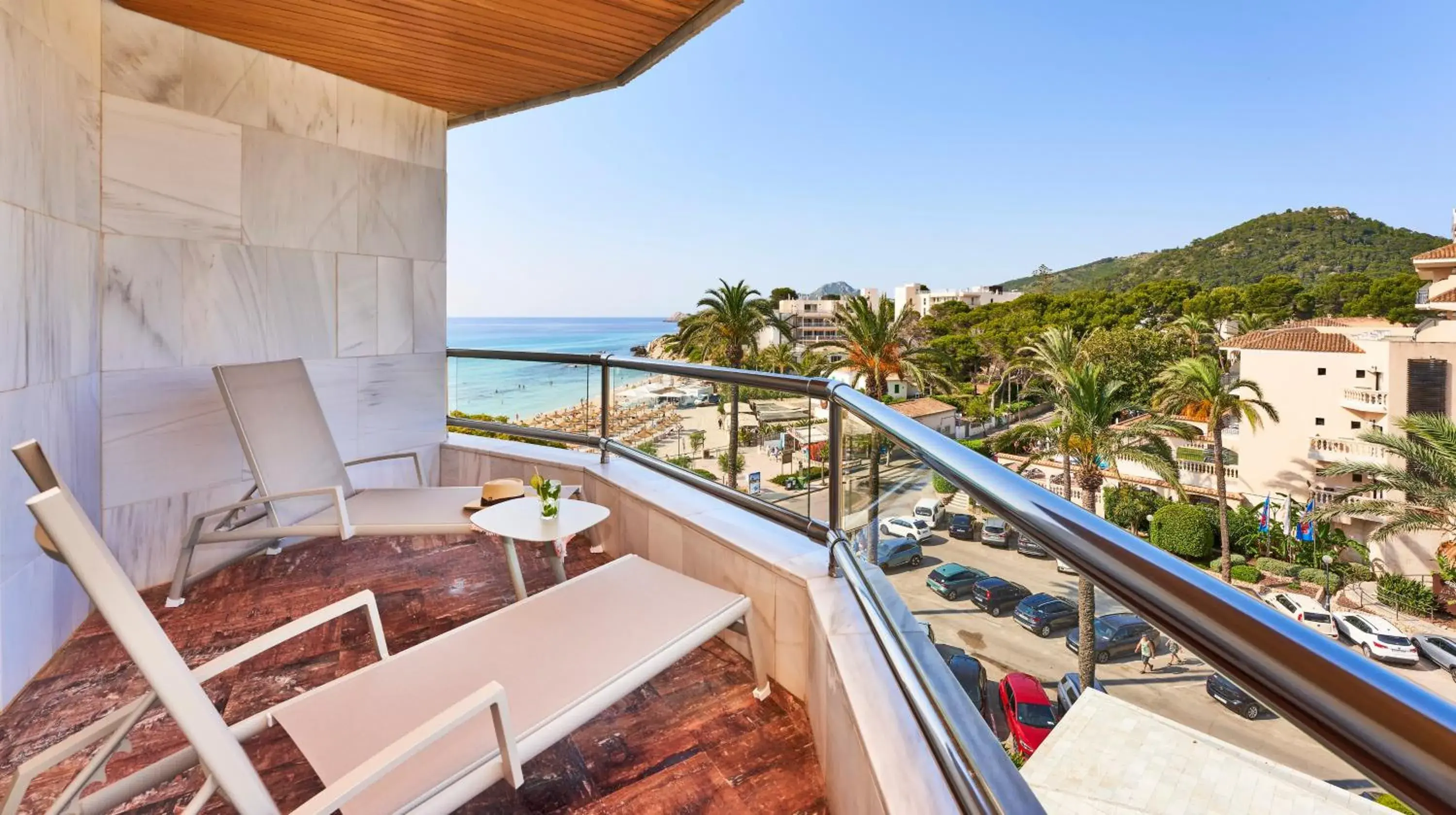 Twin Room with Sea View in Hotel Serrano Palace Twin Room with Sea View in Hotel Serrano Palace