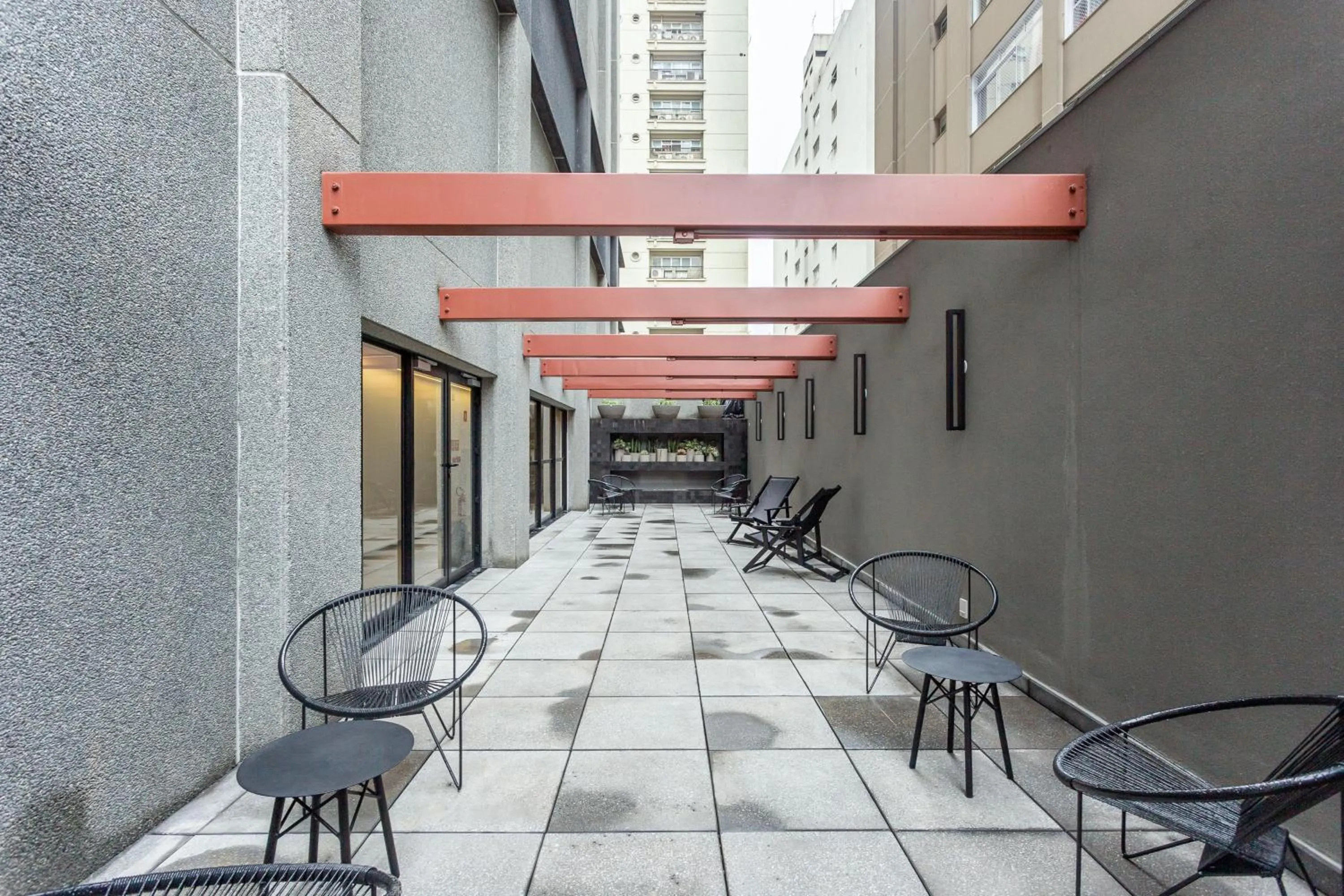 Day in Charlie Sabiá Moema