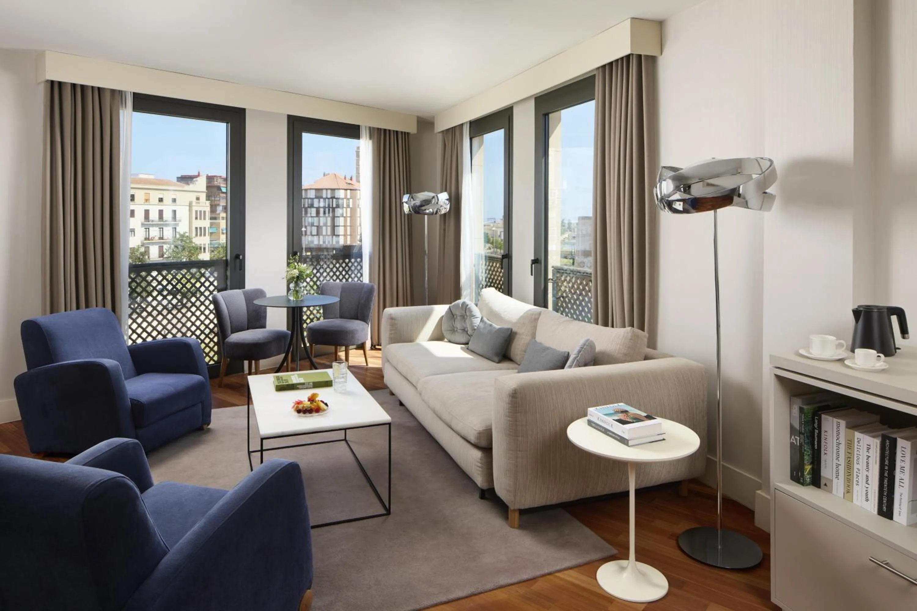 Bedroom in NH Málaga