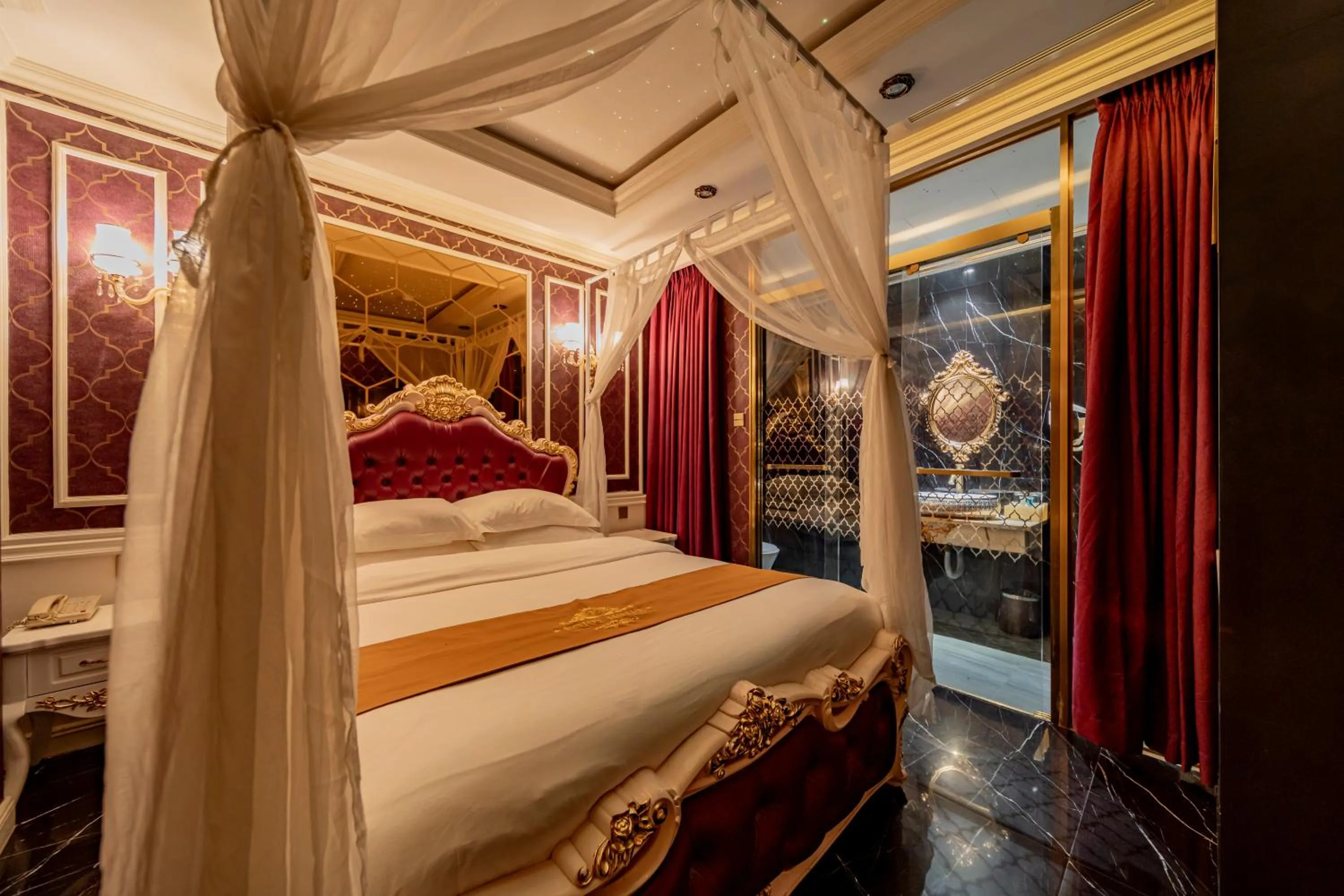 Enjoy Boutique Saigon Hotel