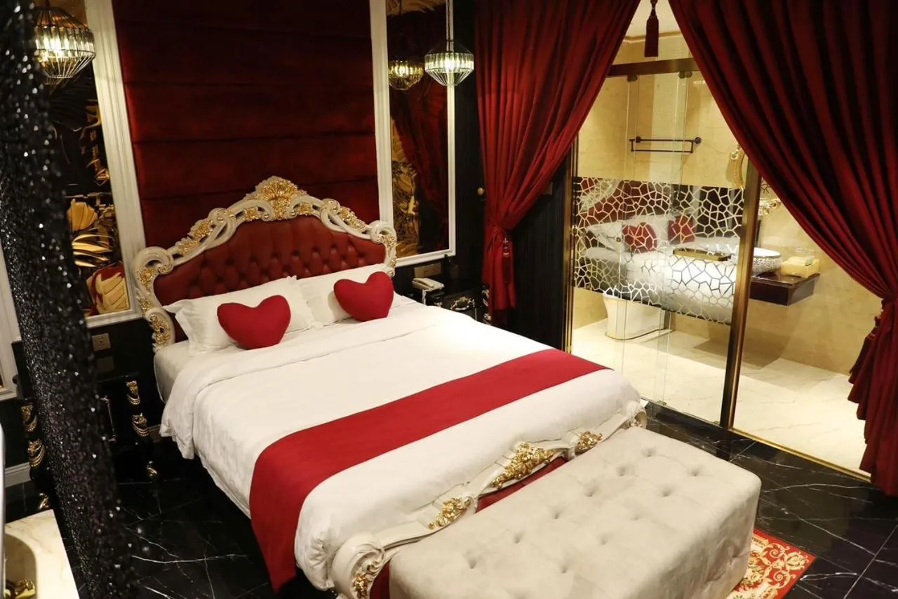 Enjoy Boutique Saigon Hotel