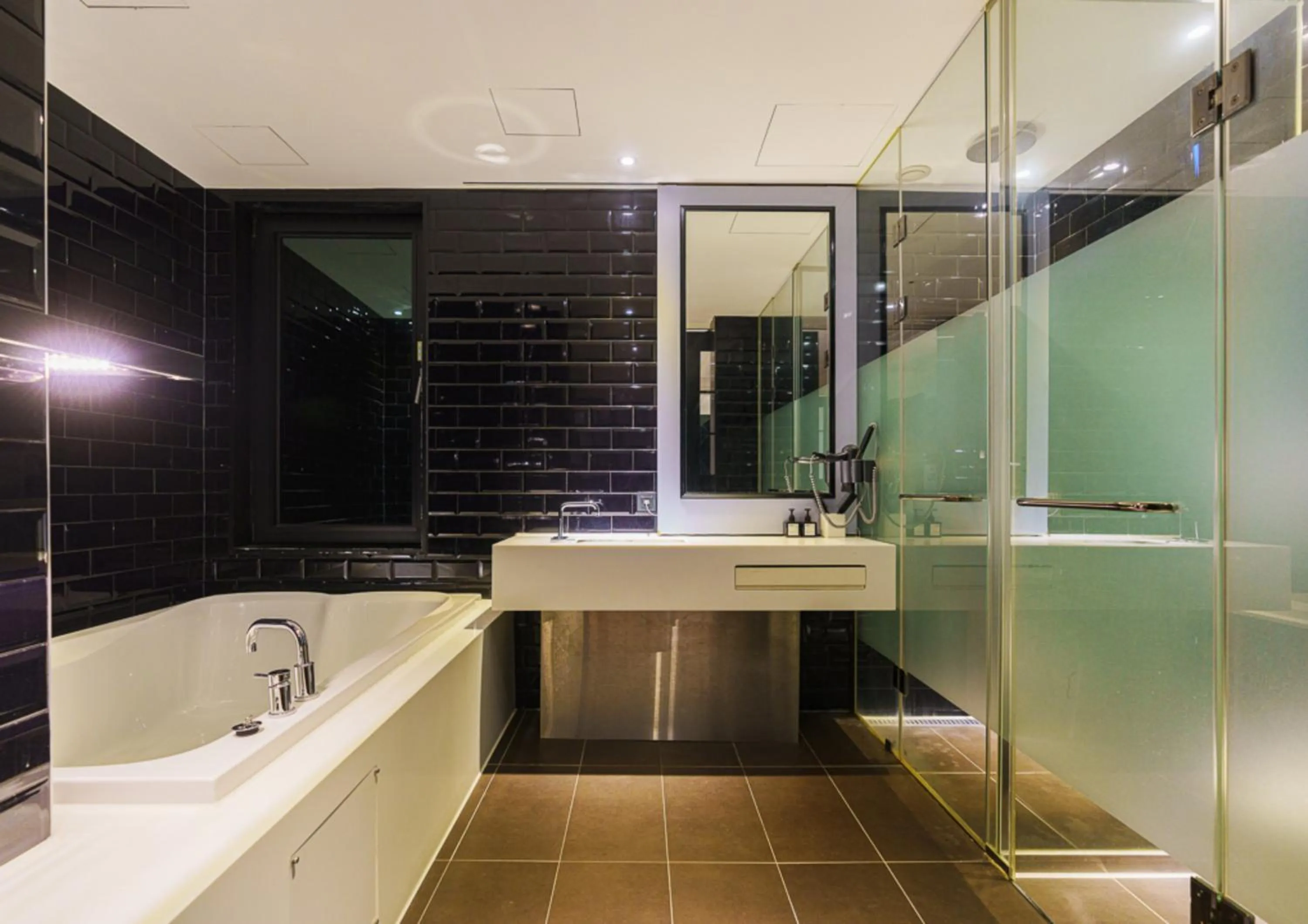 Toilet in Hotel The Designers Incheon