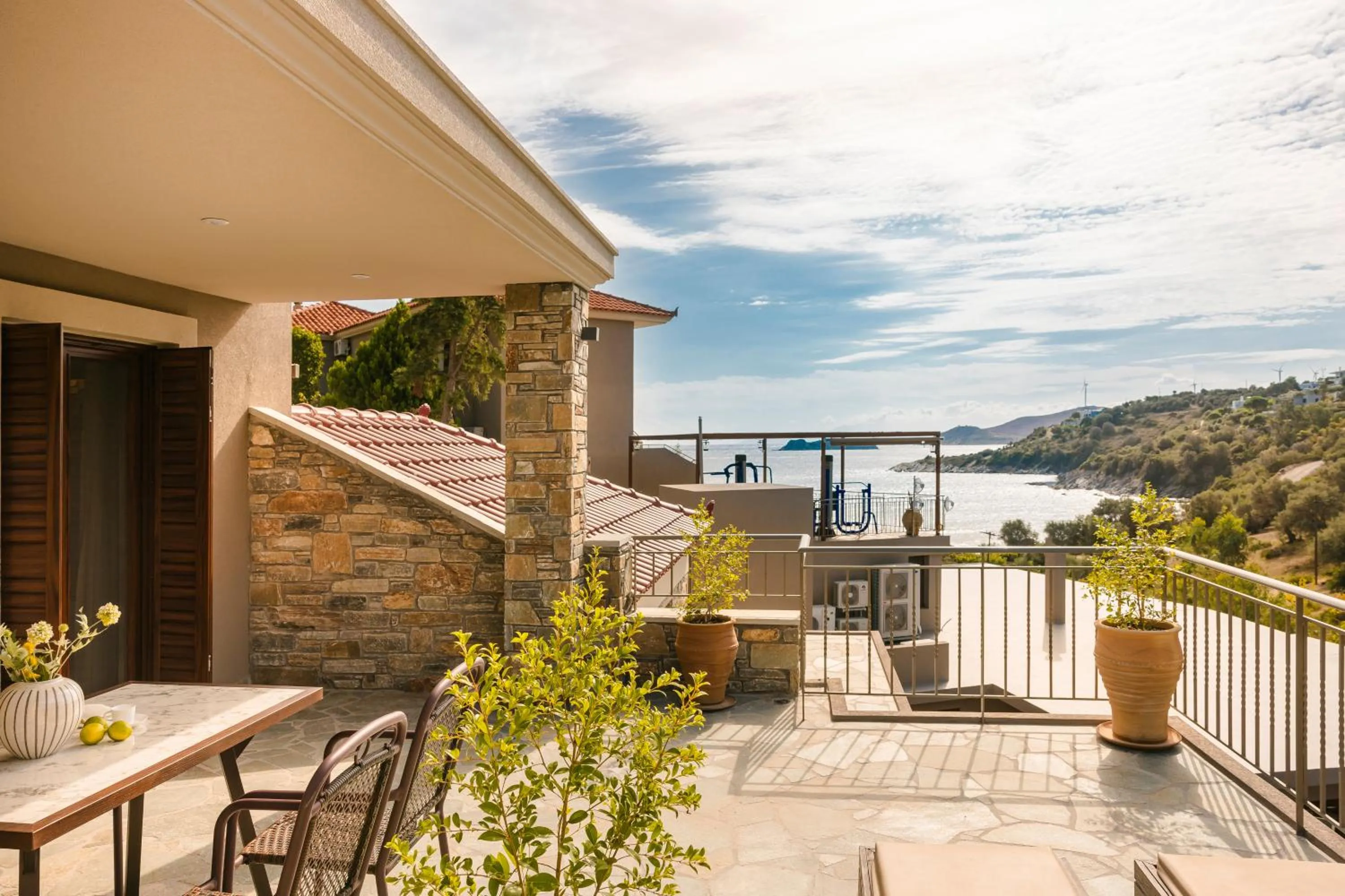 Paramithenio Village Beach Resort & Spa