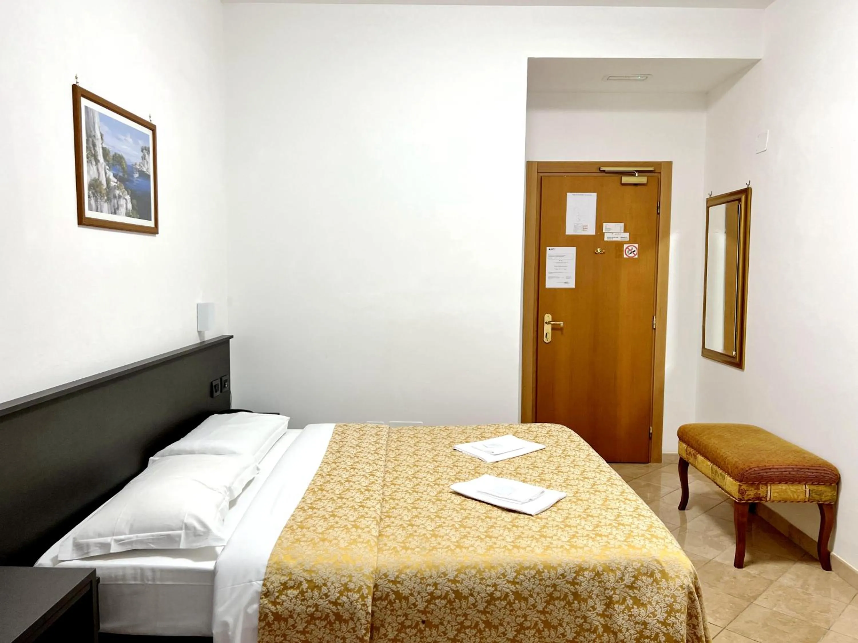 Bed in Hotel domus termini
