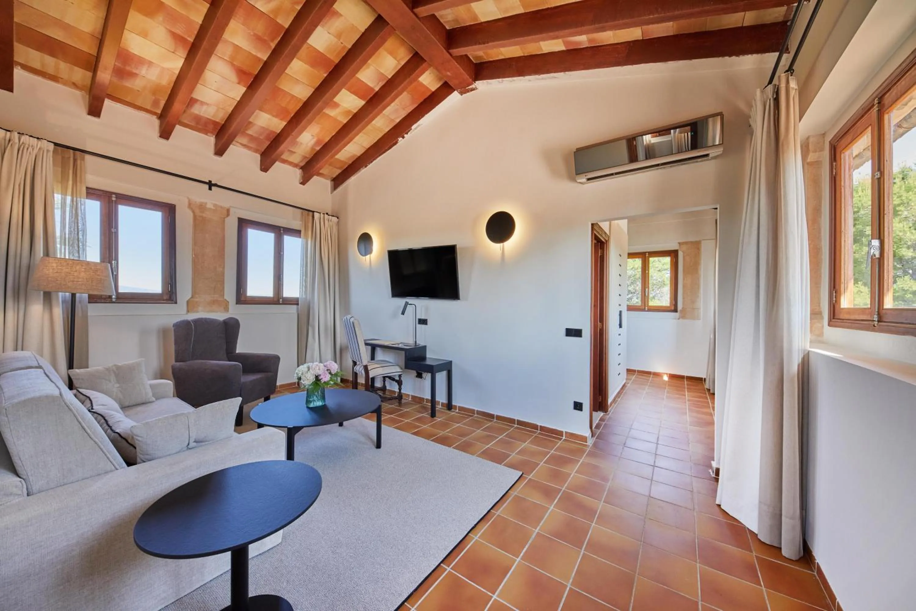 Photo of the whole room in Virrey Finca Hotel