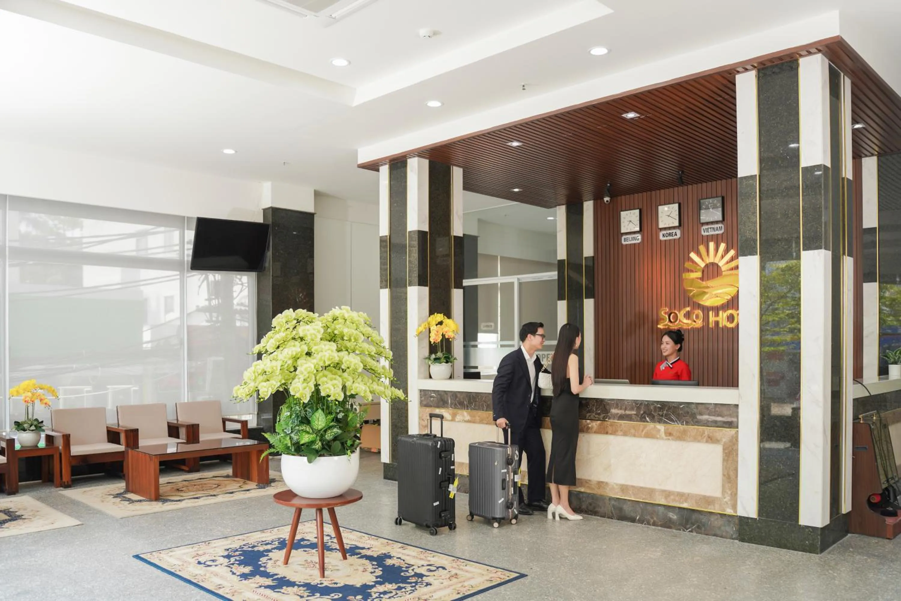 Communal lounge/ TV room in Hotel Soco