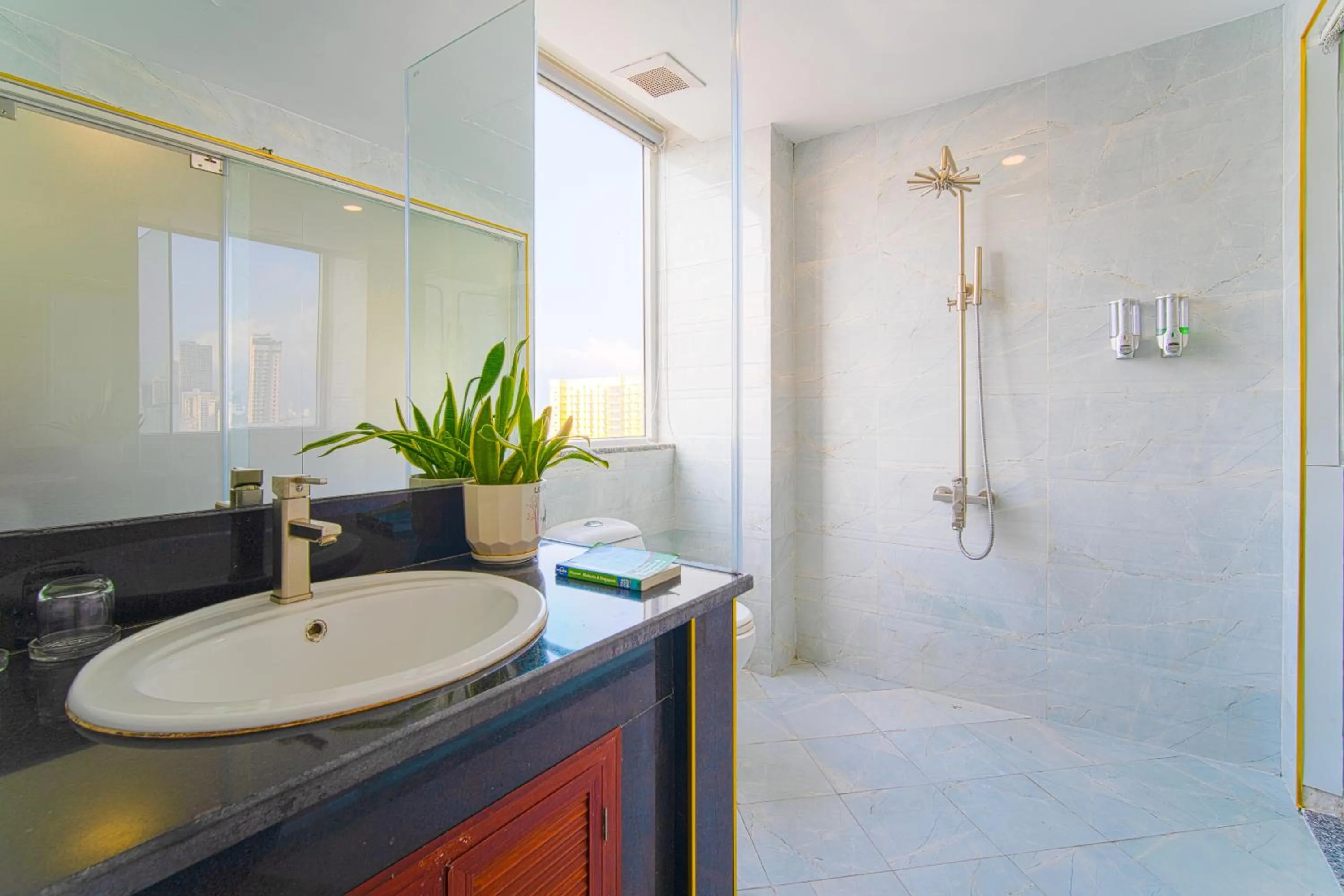 Toilet in Hotel Soco