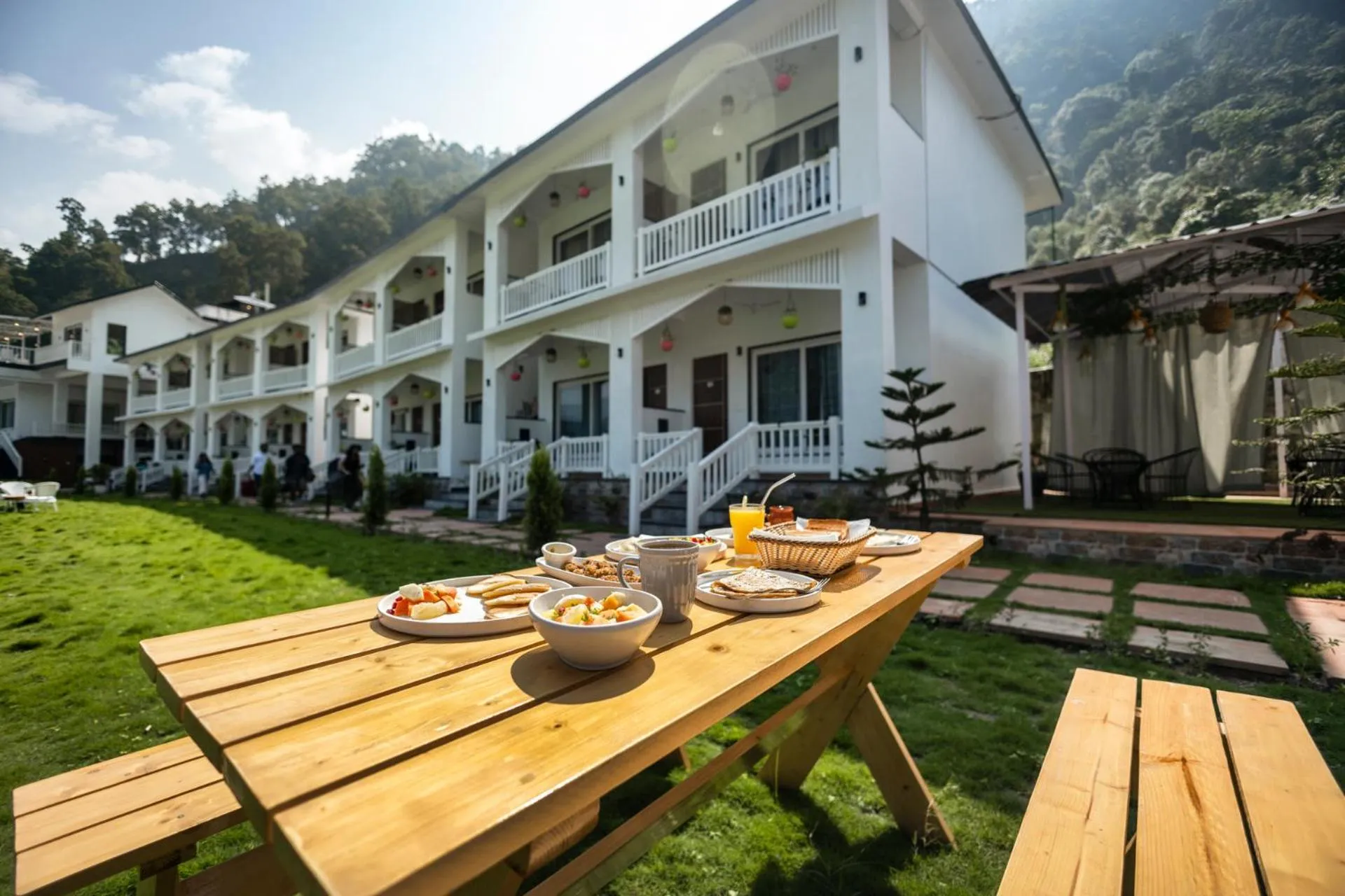 Property building in Zostel Plus Rishikesh, Mohanchatti