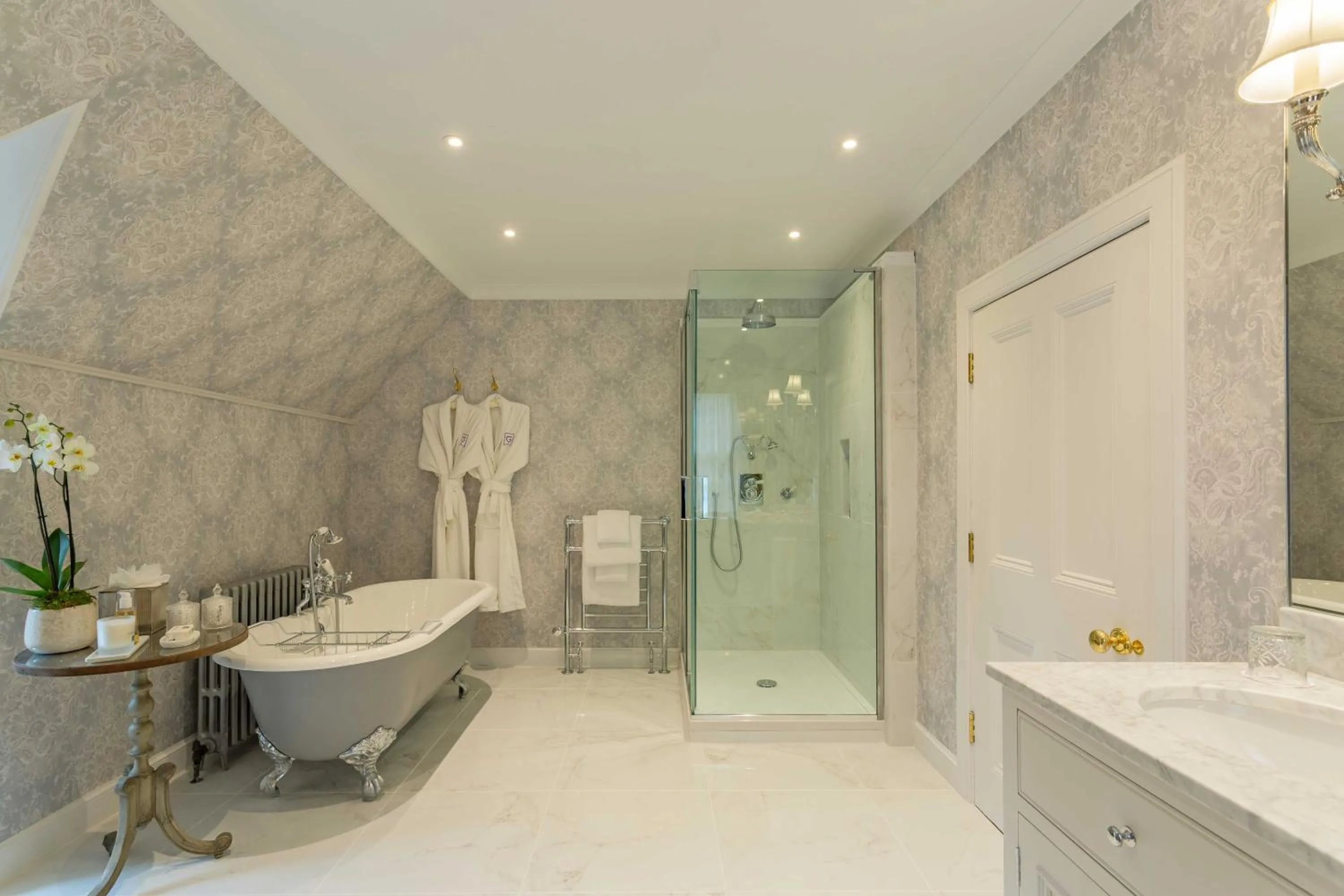 Bathroom in Glenapp Castle