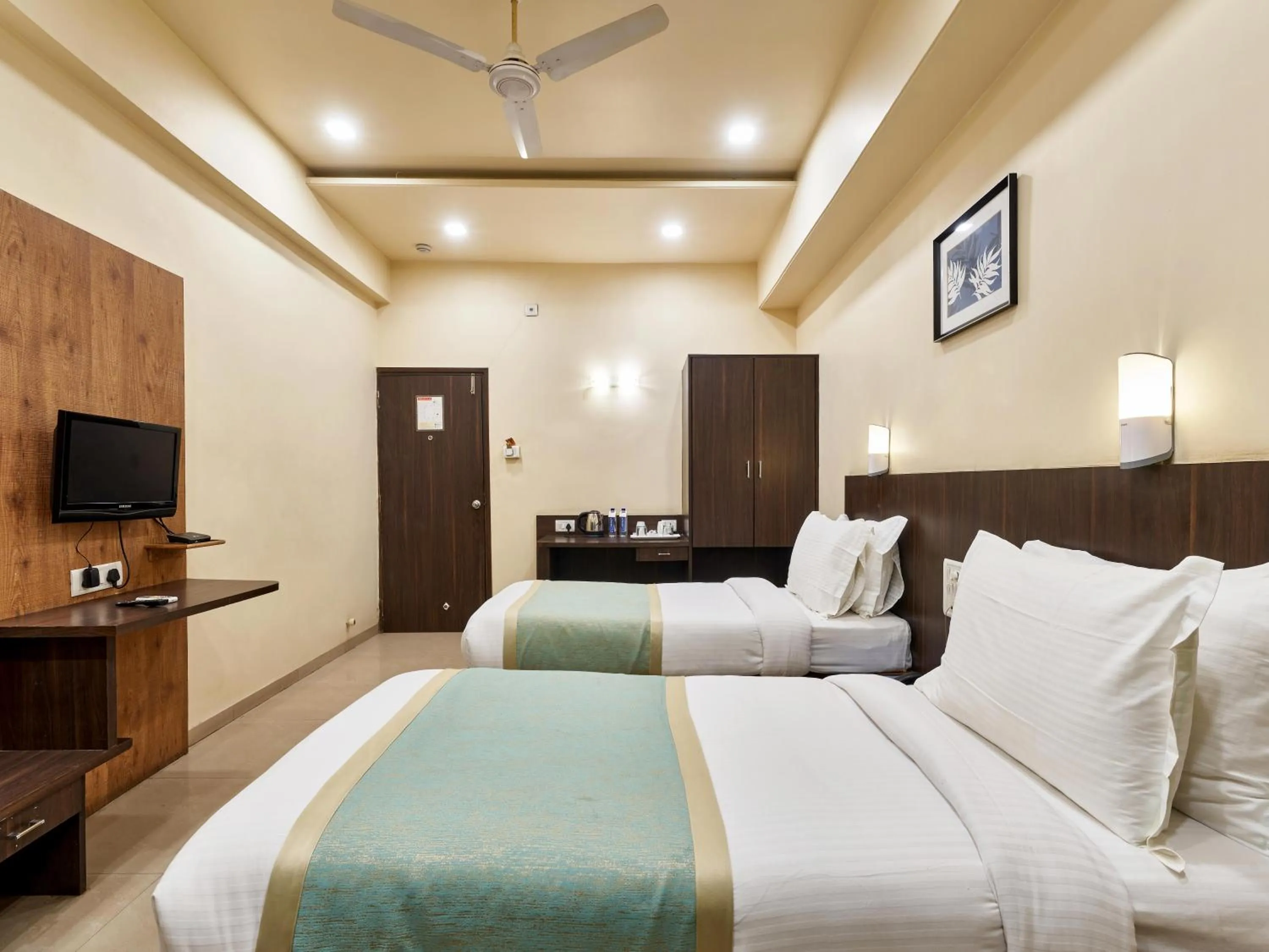 Bedroom, Bed in Hotel Atria, Kolhapur