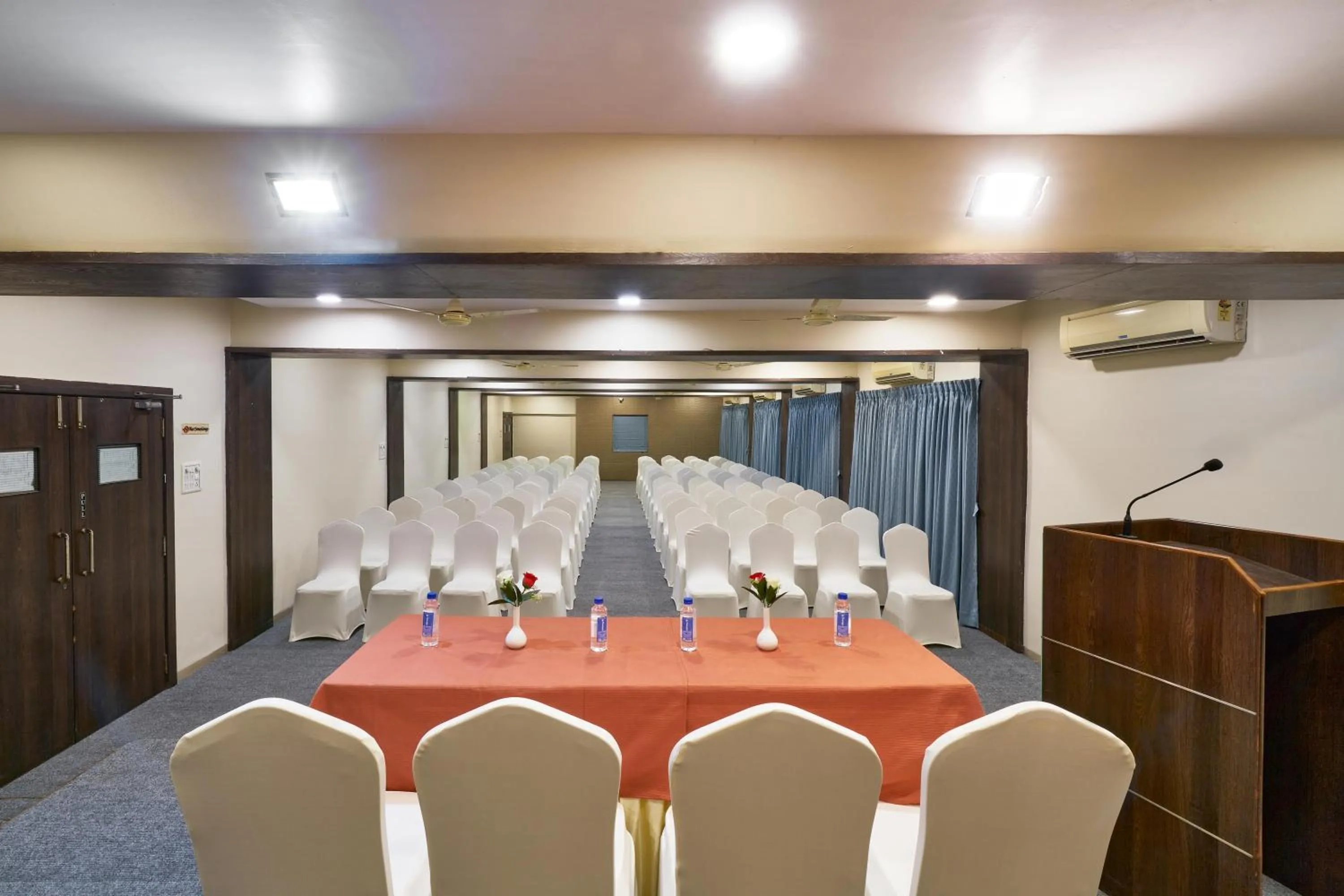 Meeting/conference room in Hotel Atria, Kolhapur
