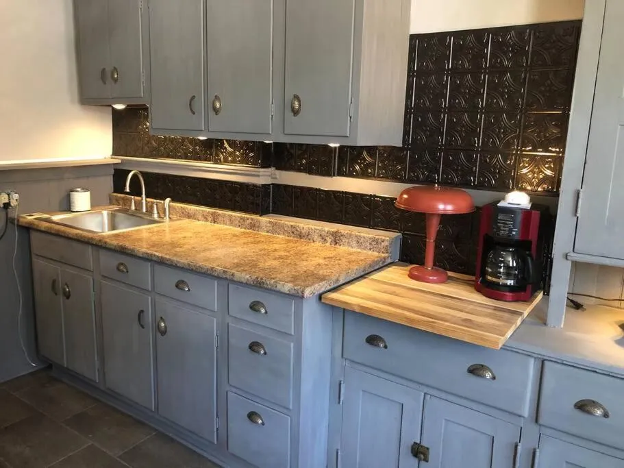 Redefined Alchemy - Bright, eclectic, pretty Apt 3E