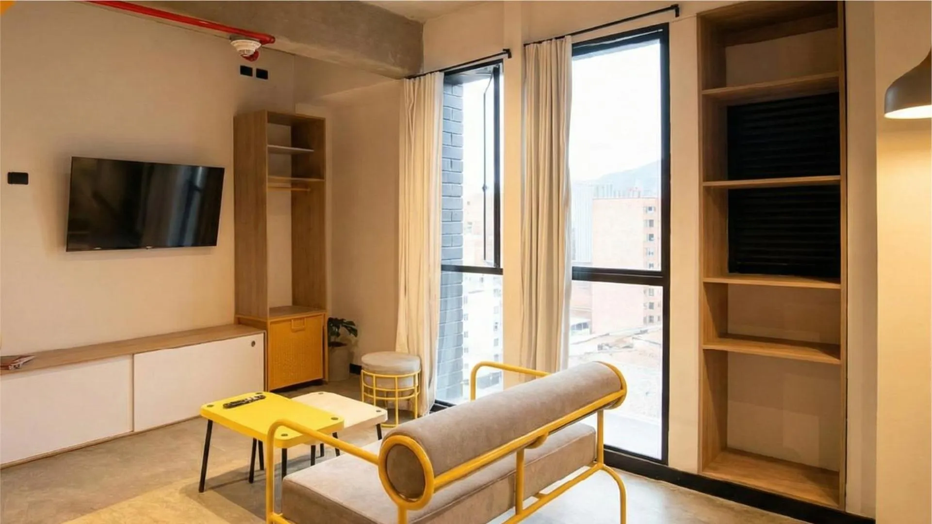 Indie Universe Creative Hotel