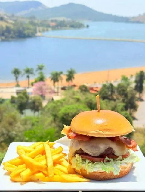 Restaurant/places to eat in Vista do Lago Hotel