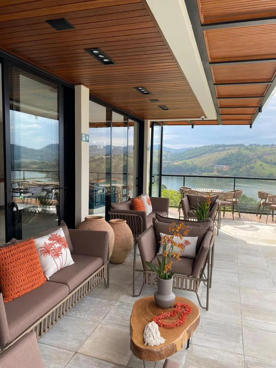 Swimming pool in Vista do Lago Hotel