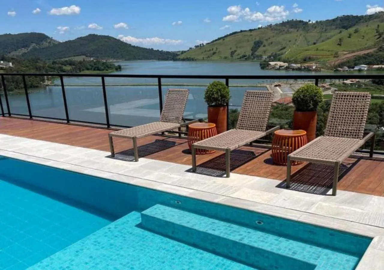 Swimming pool in Vista do Lago Hotel