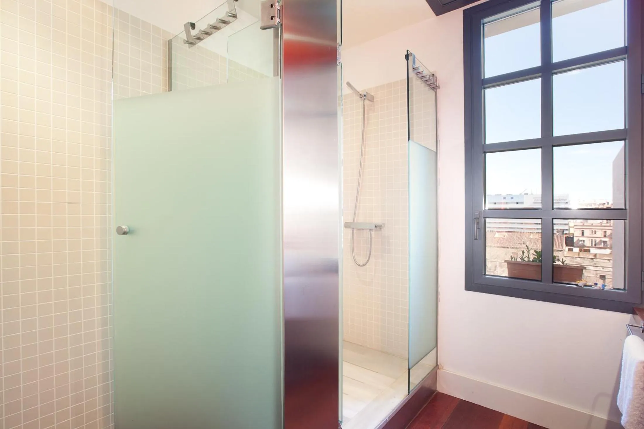 Day in Beach Loft Duplex