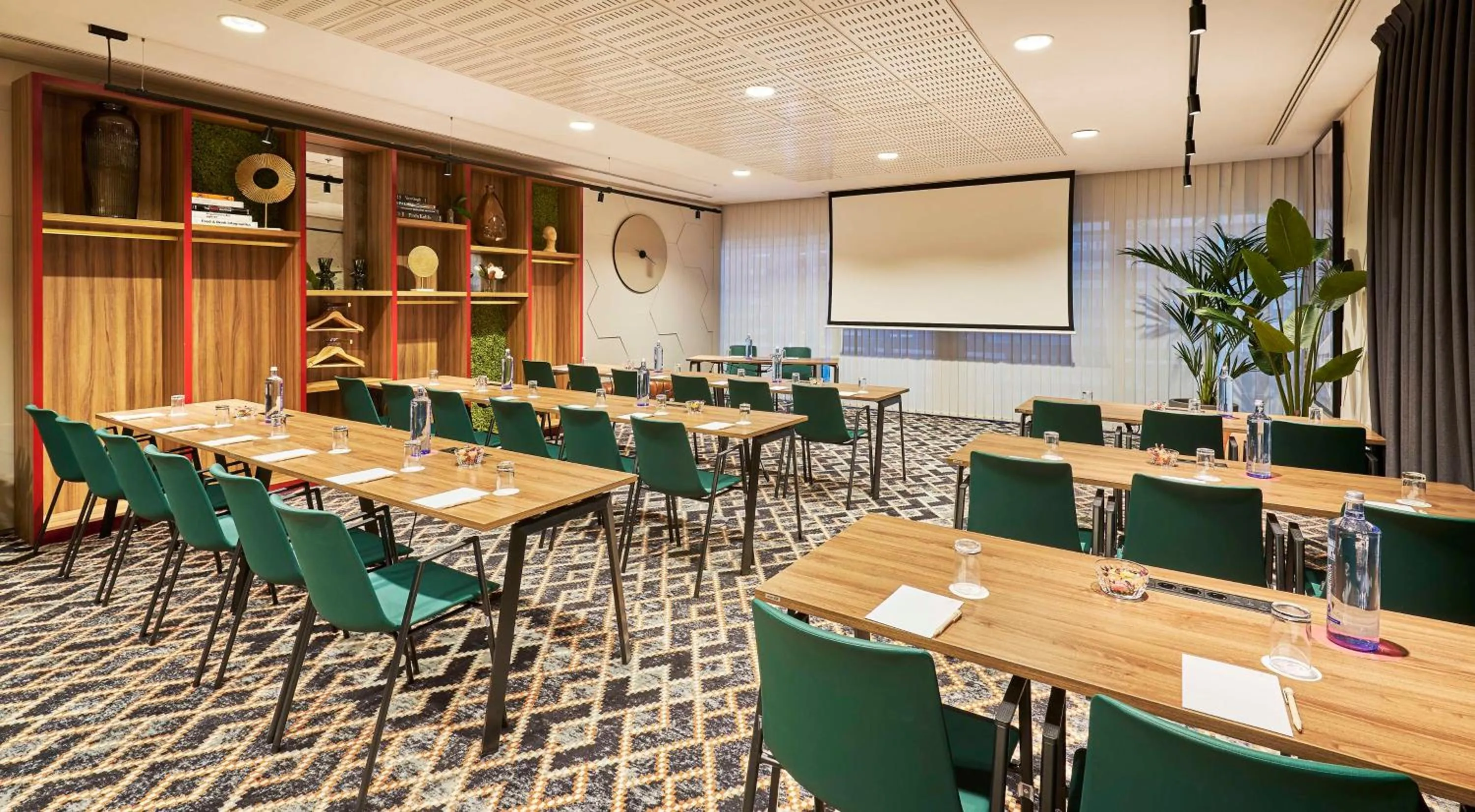 Meeting/conference room in NH Collection Madrid Eurobuilding