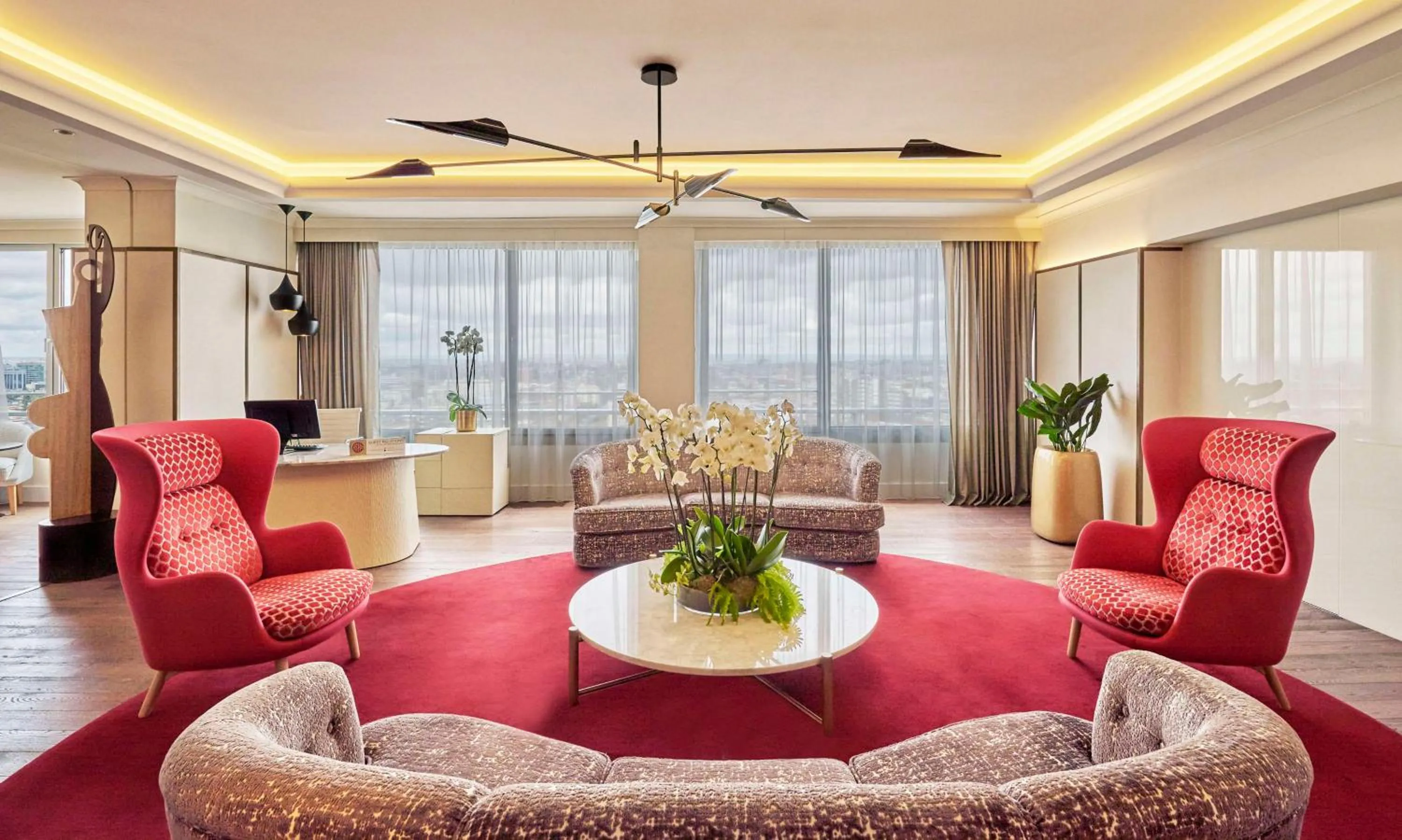 Lobby or reception in NH Collection Madrid Eurobuilding