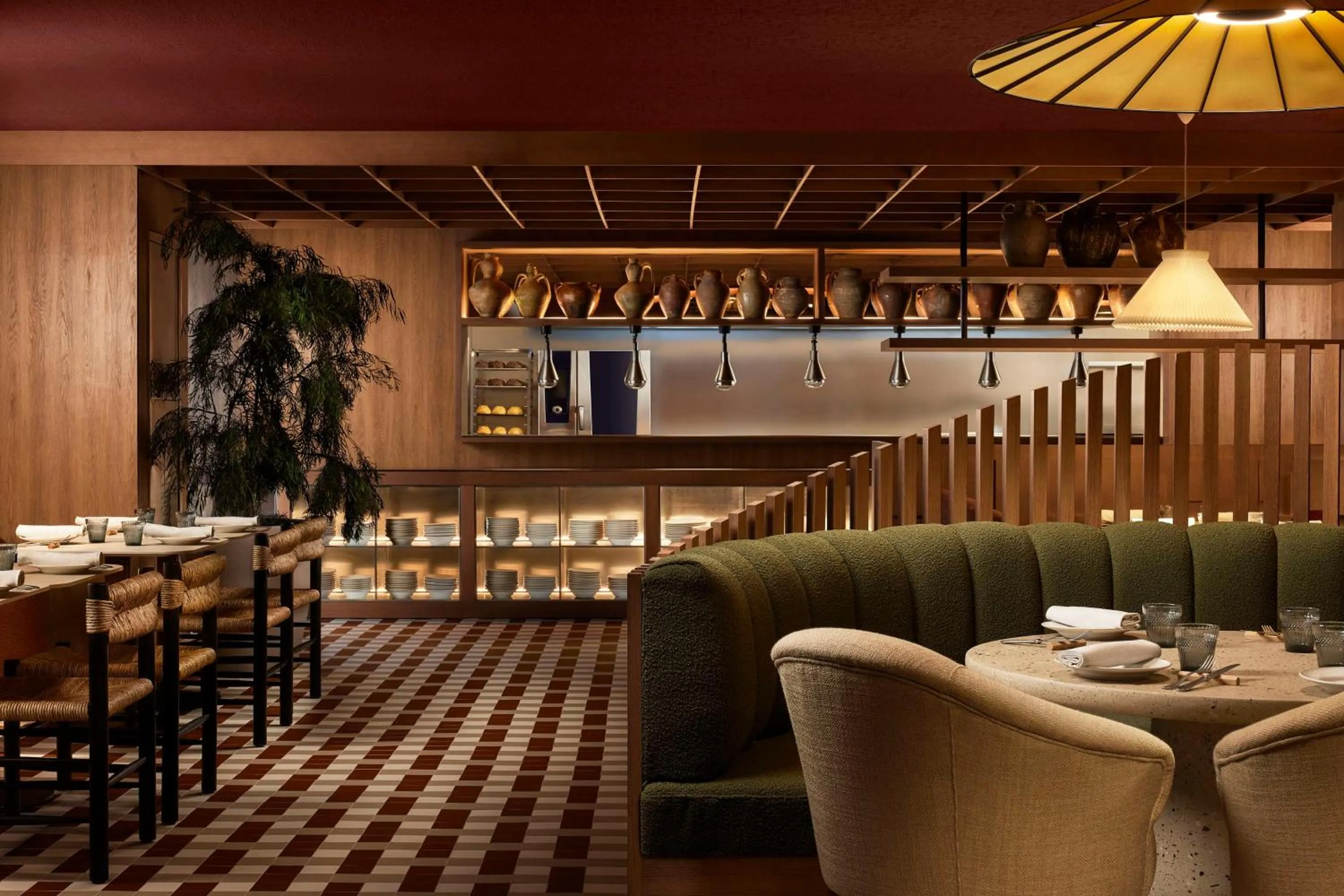 Restaurant/places to eat in NH Collection Madrid Eurobuilding