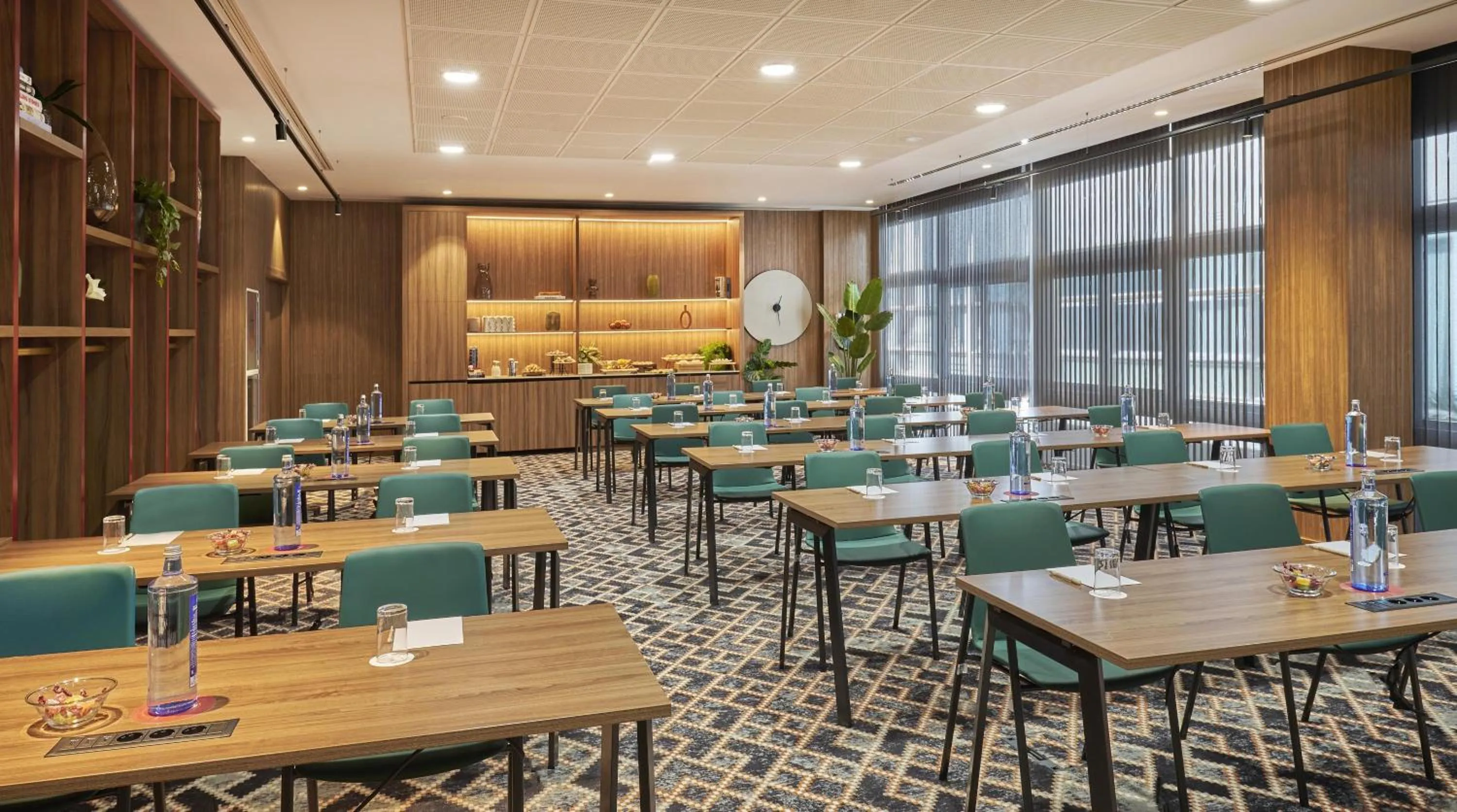 Bedroom in NH Collection Madrid Eurobuilding