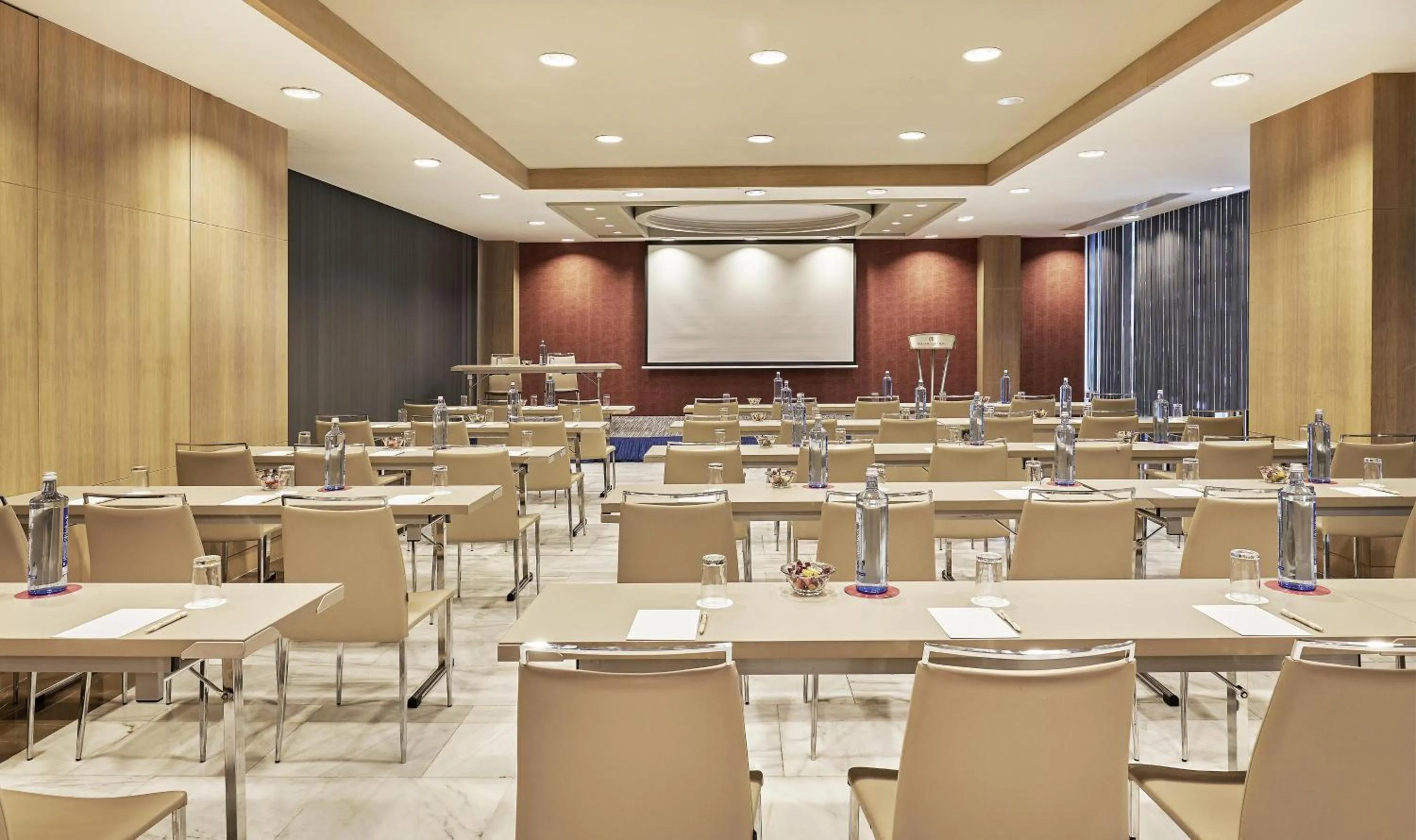 Bedroom in NH Collection Madrid Eurobuilding