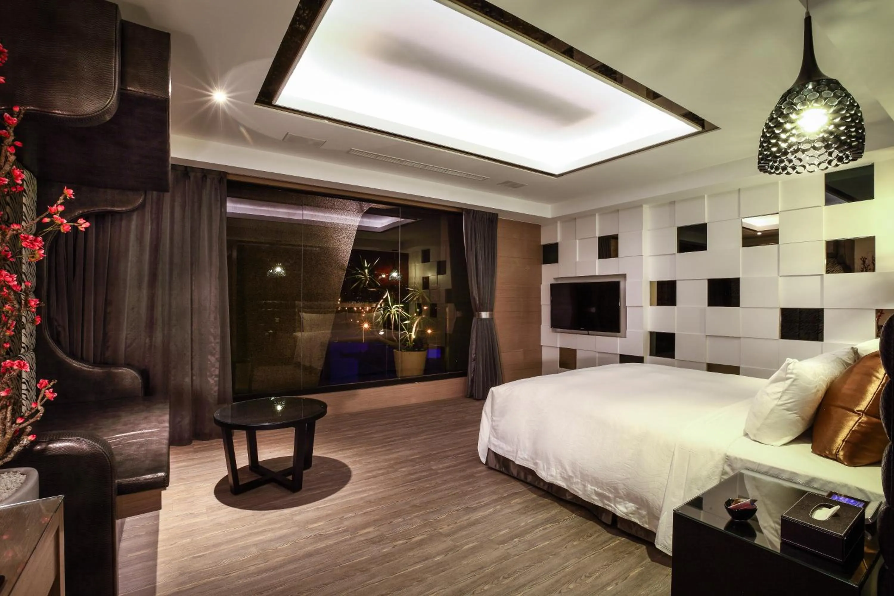 Photo of the whole room, Bed in Icloud Luxury Resort & Hotel