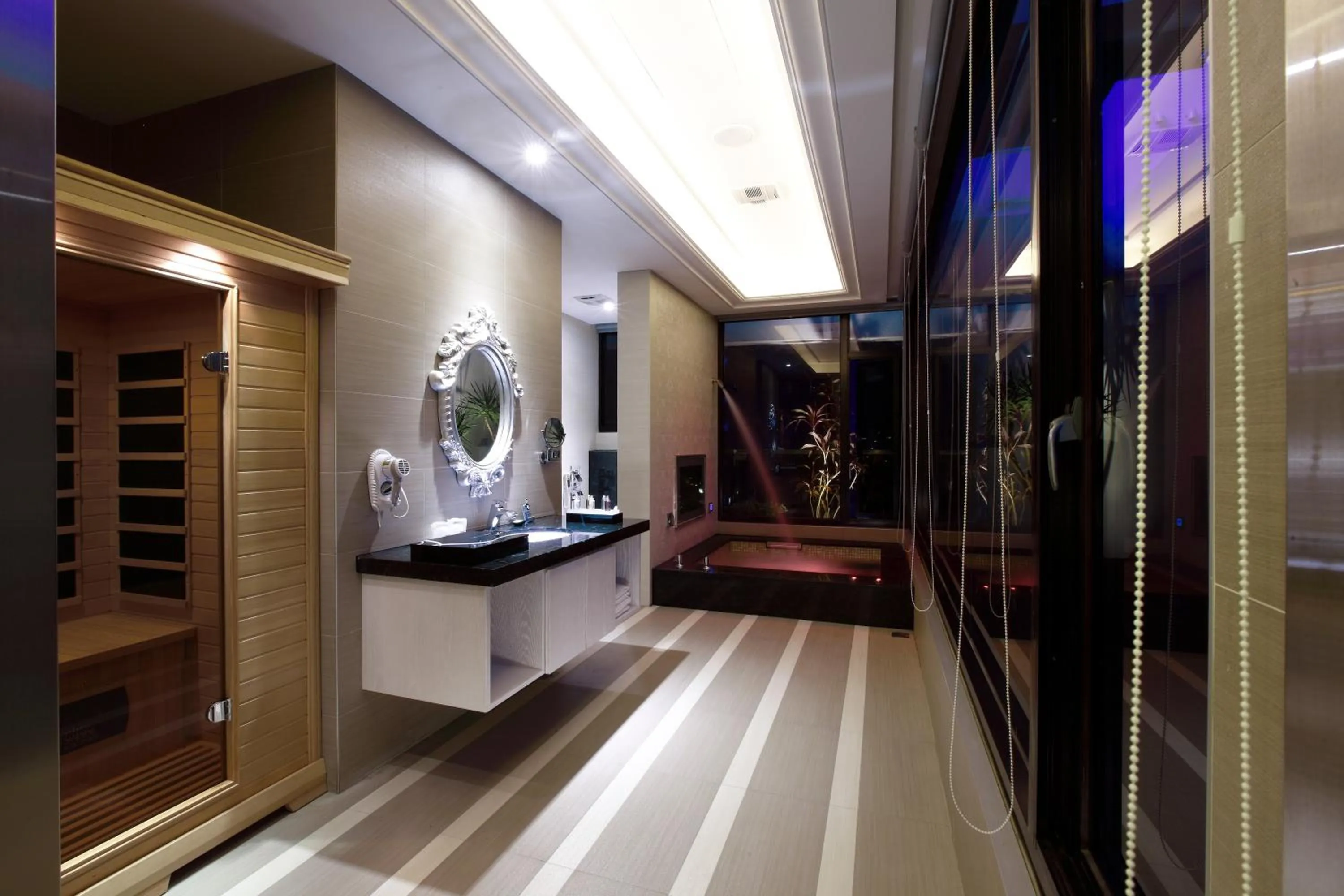 Shower in Icloud Luxury Resort & Hotel